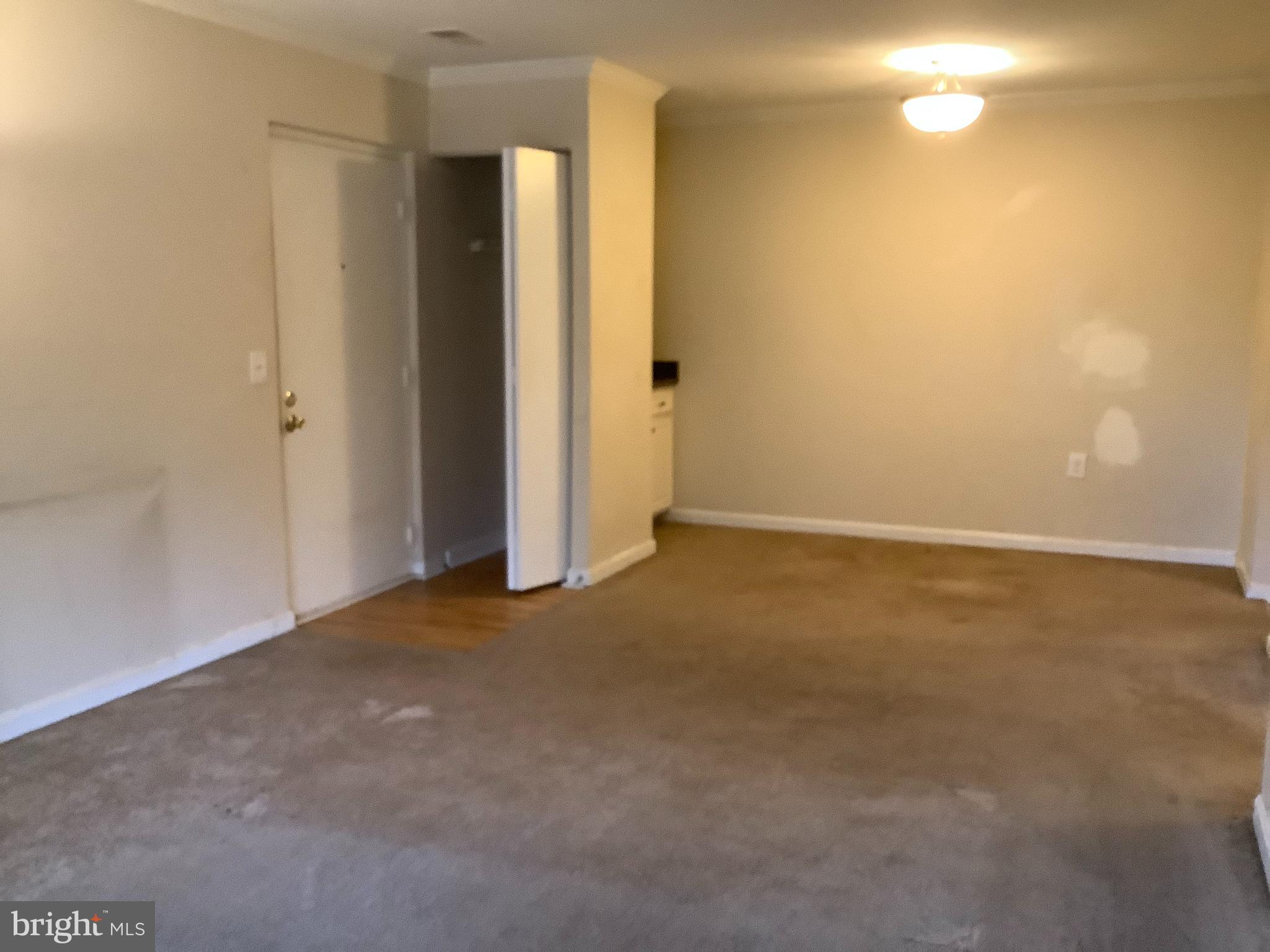 FLOWER HILL - Residential