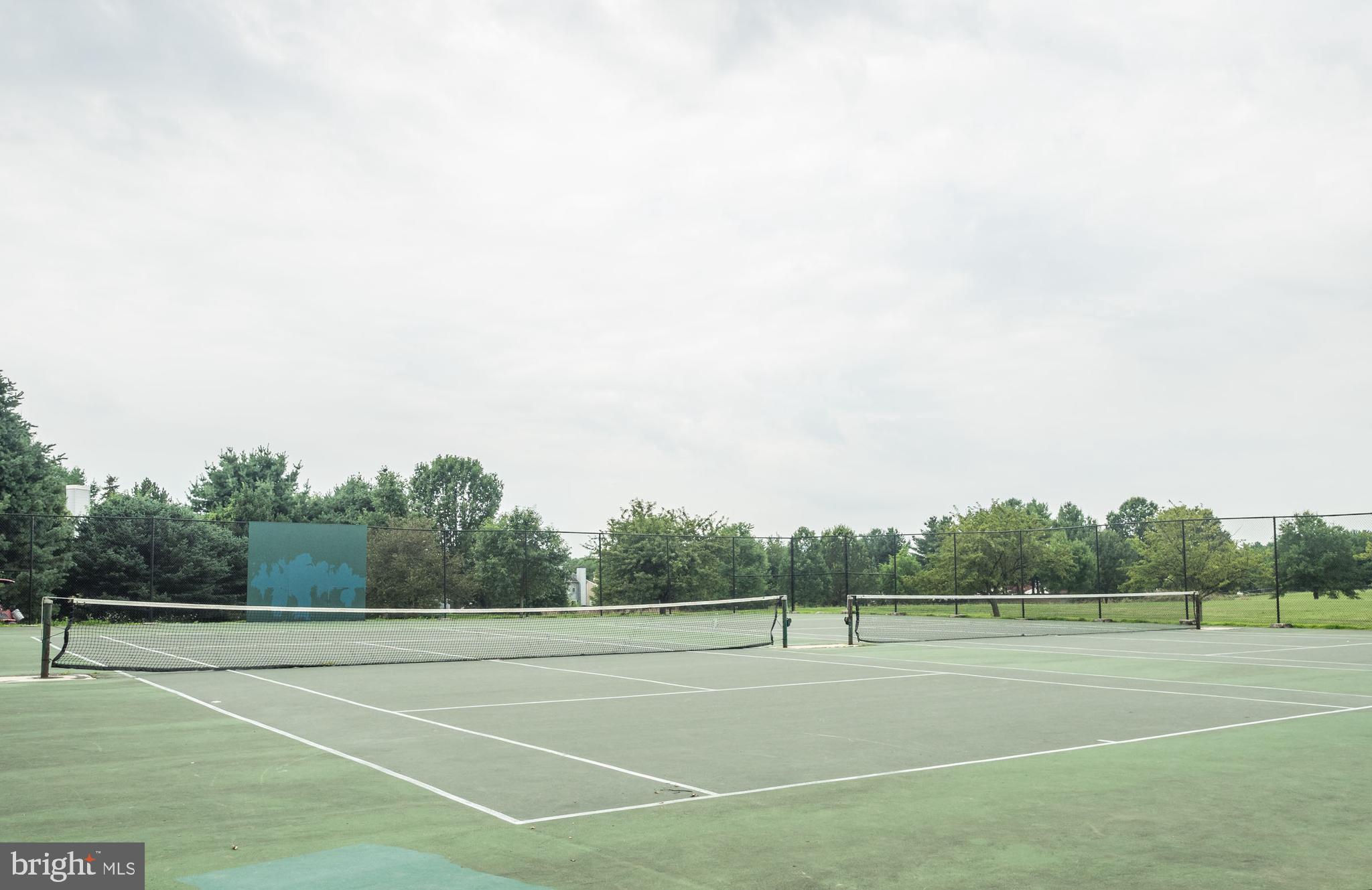 FLOWER HILL - Residential