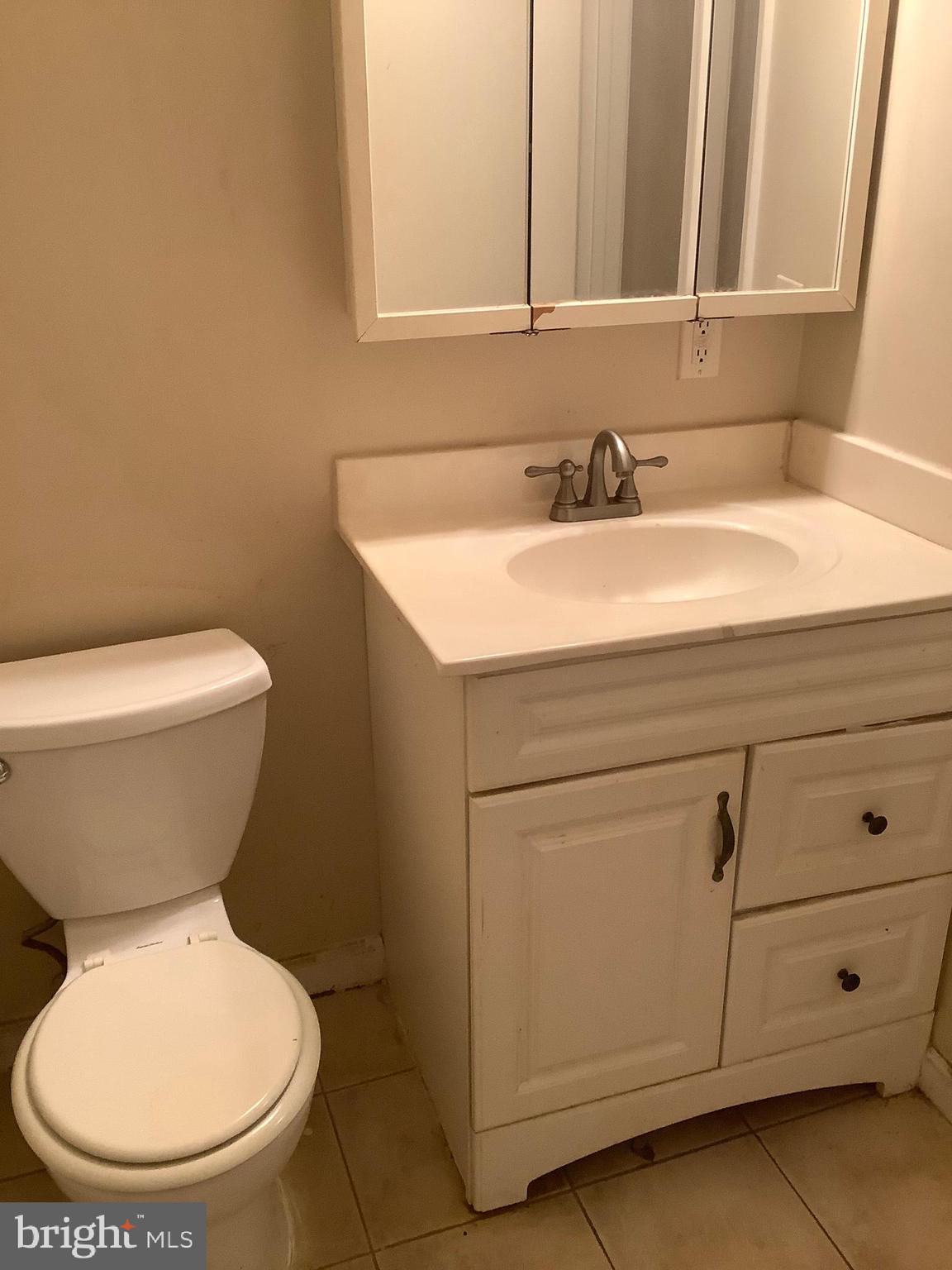 FLOWER HILL - Residential