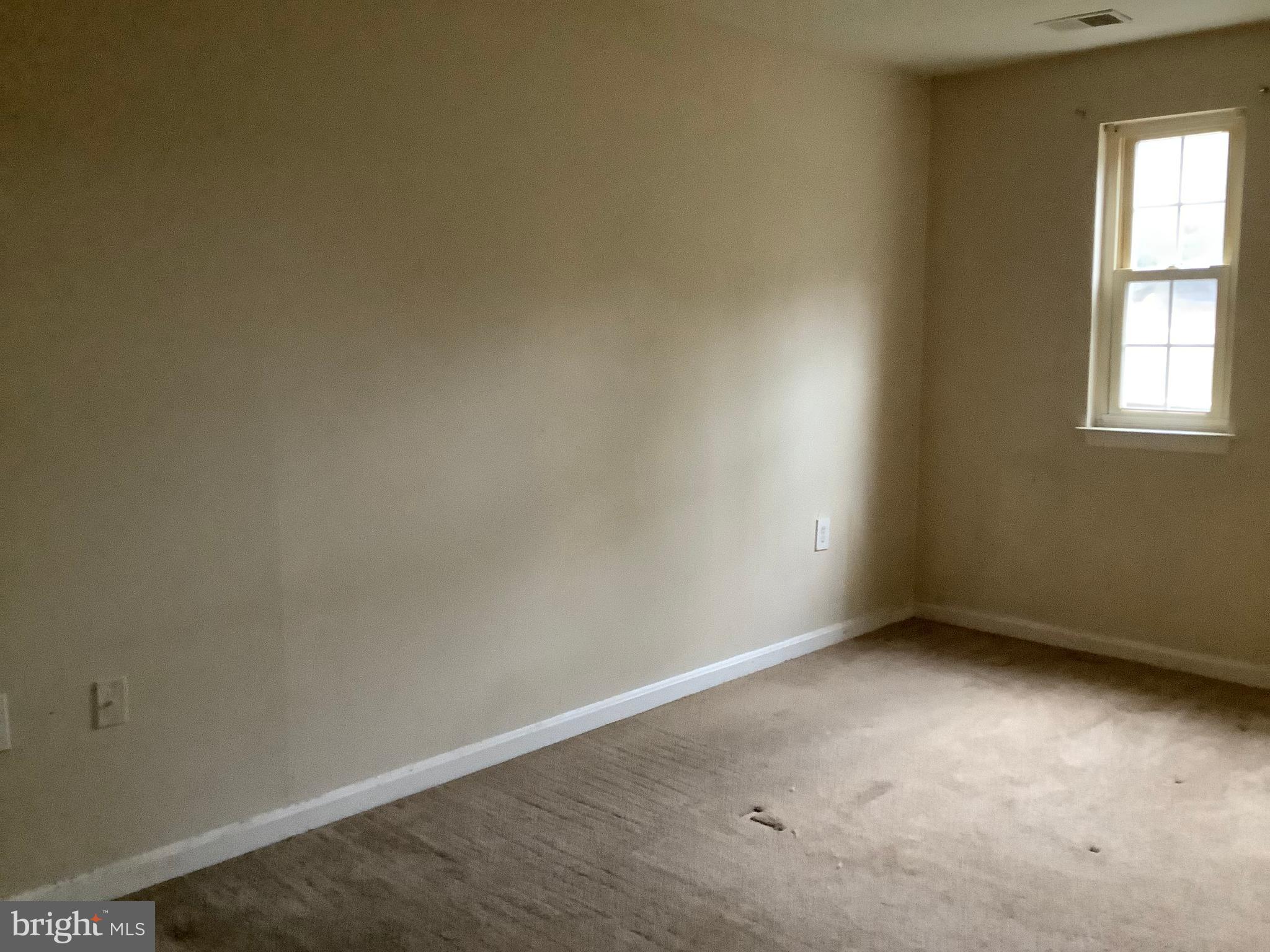 FLOWER HILL - Residential