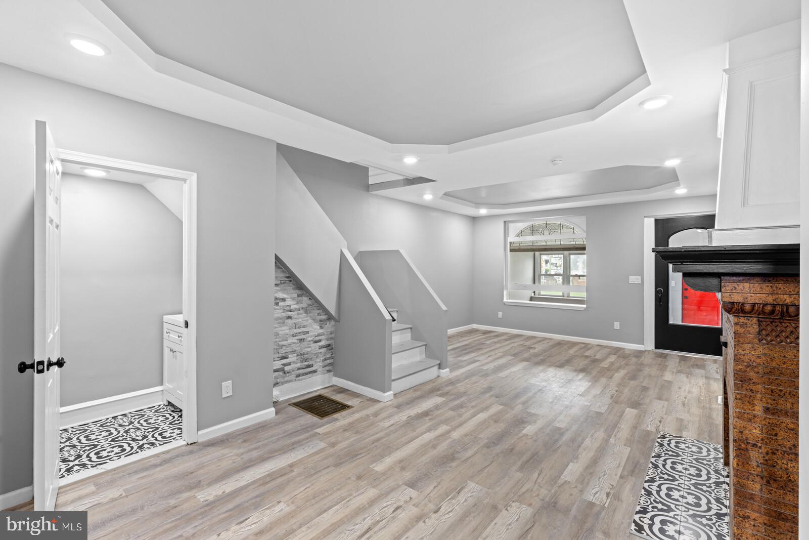 WEST PHILADELPHIA - Residential