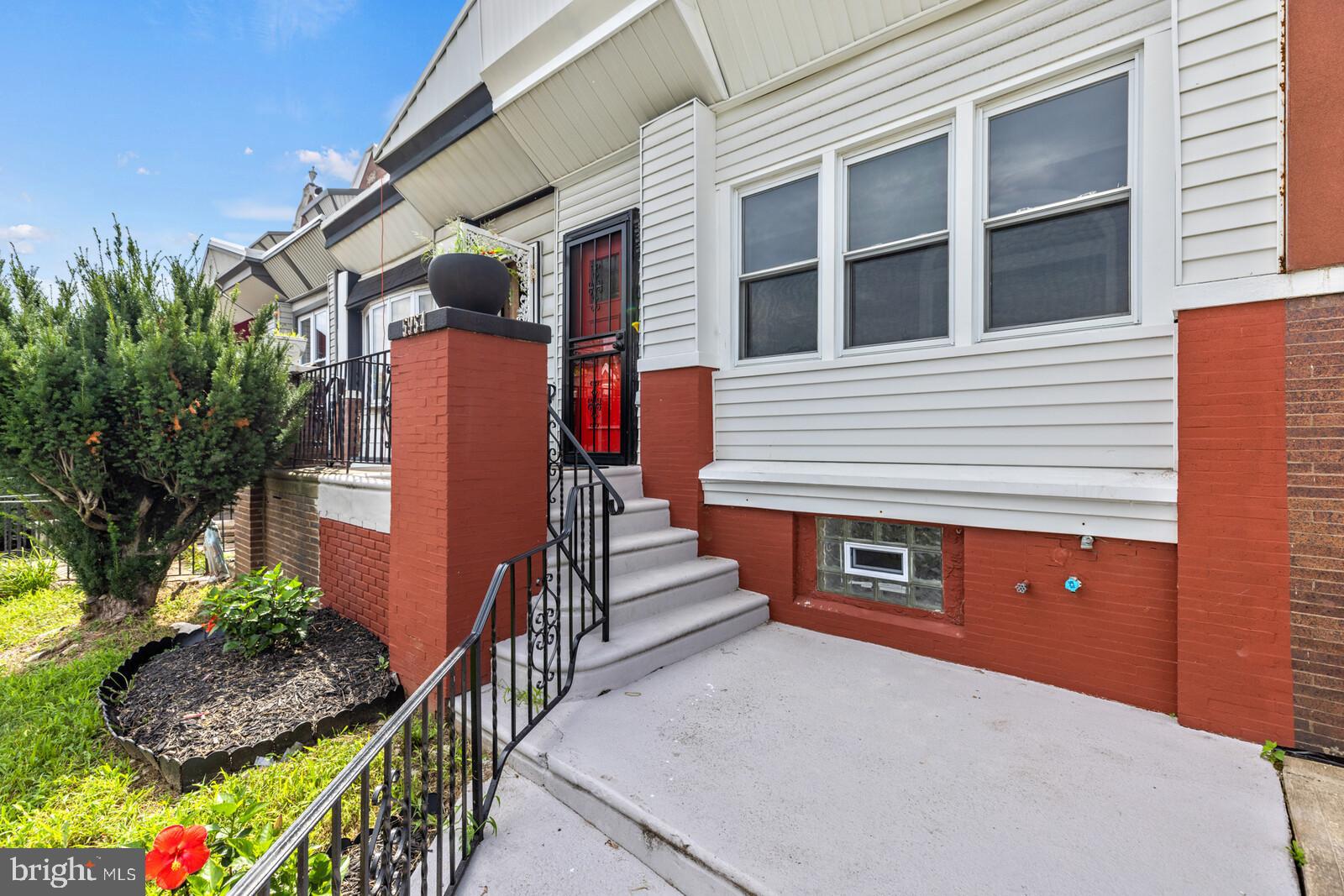 WEST PHILADELPHIA - Residential