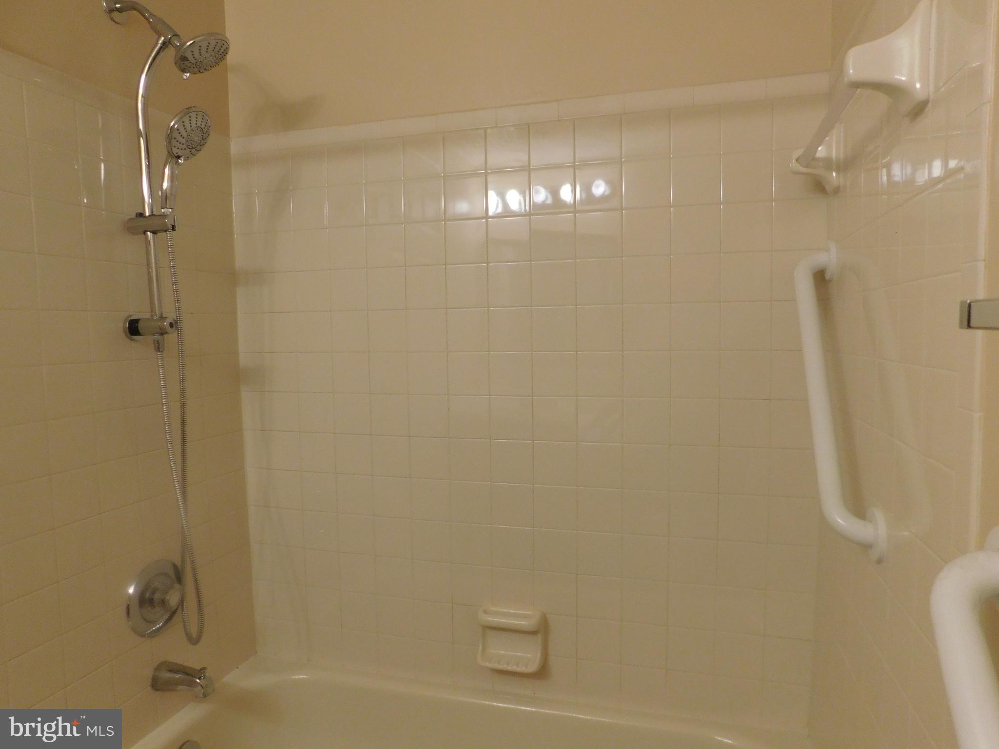 ROCKBURN COMMONS - Residential