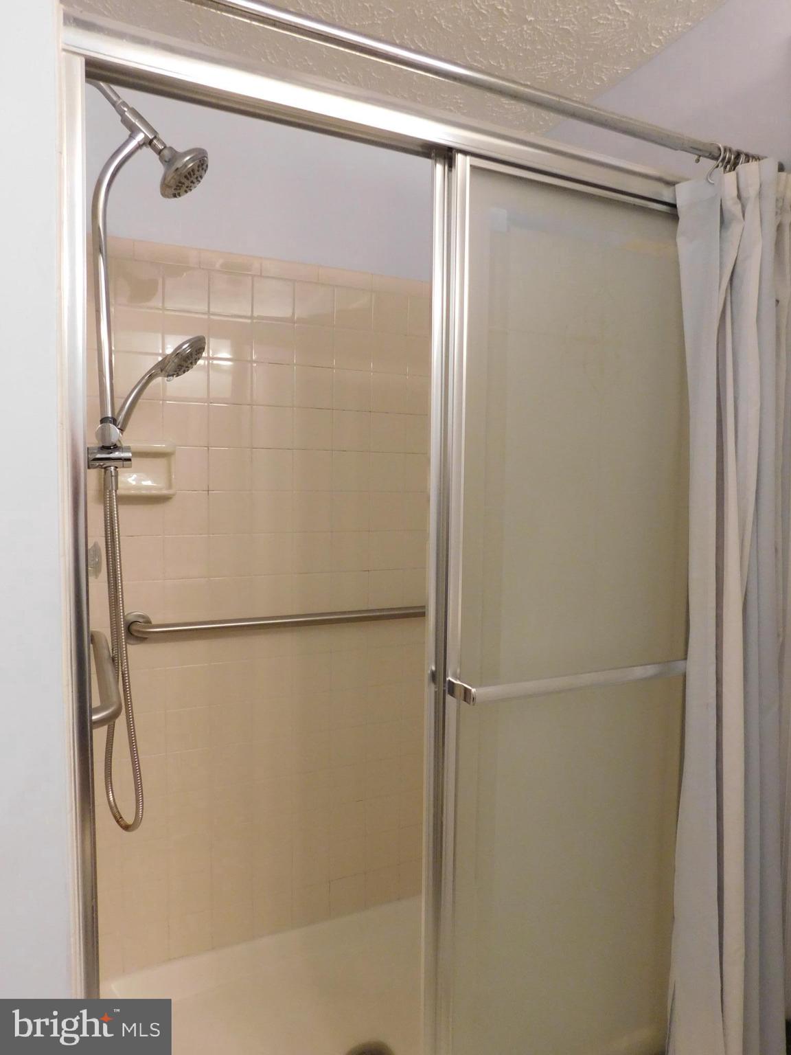 ROCKBURN COMMONS - Residential