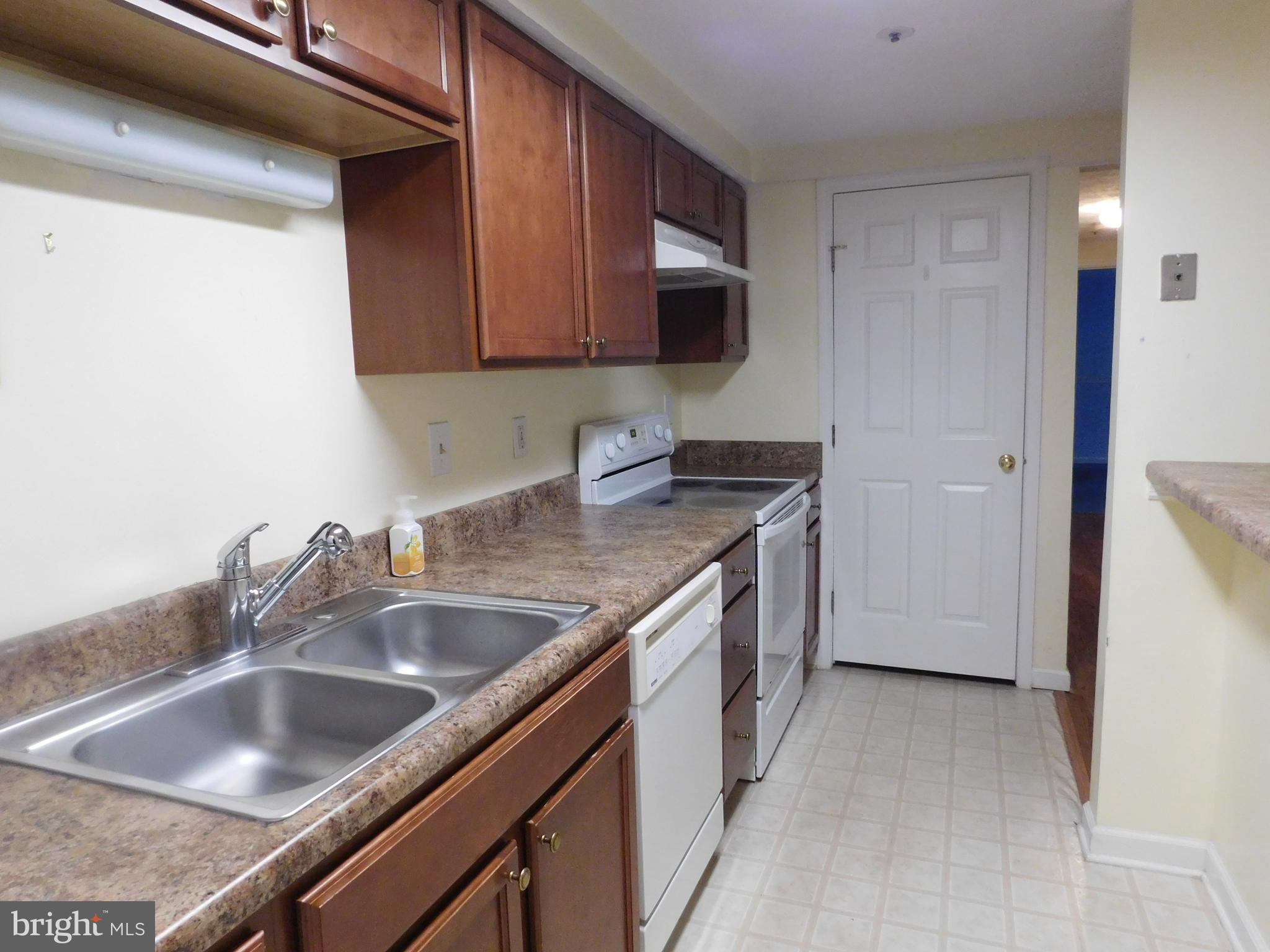 ROCKBURN COMMONS - Residential