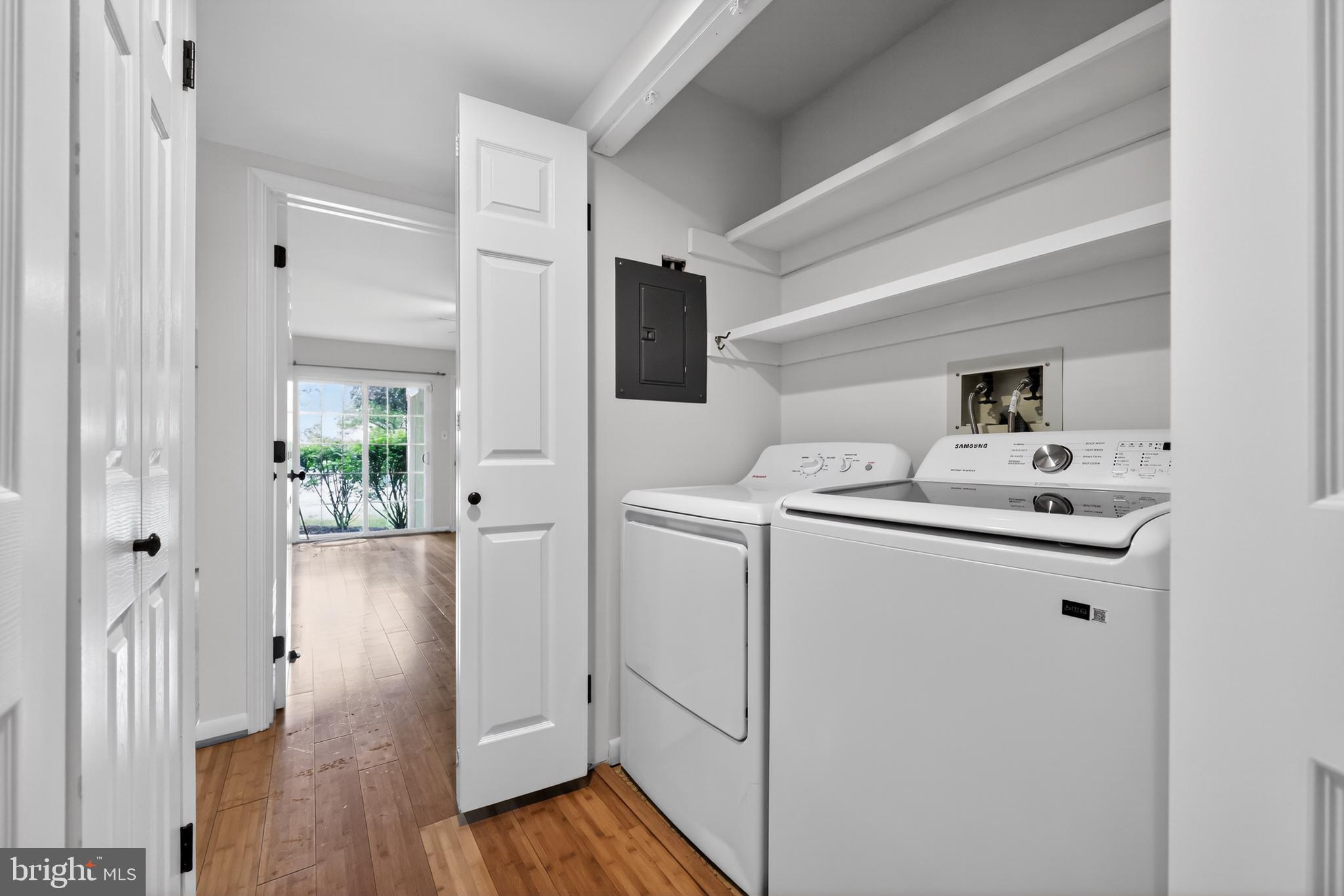 VALLEY STREAM - Residential