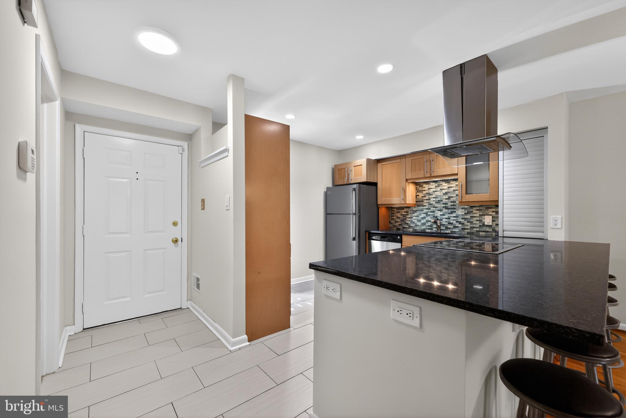 VALLEY STREAM - Residential