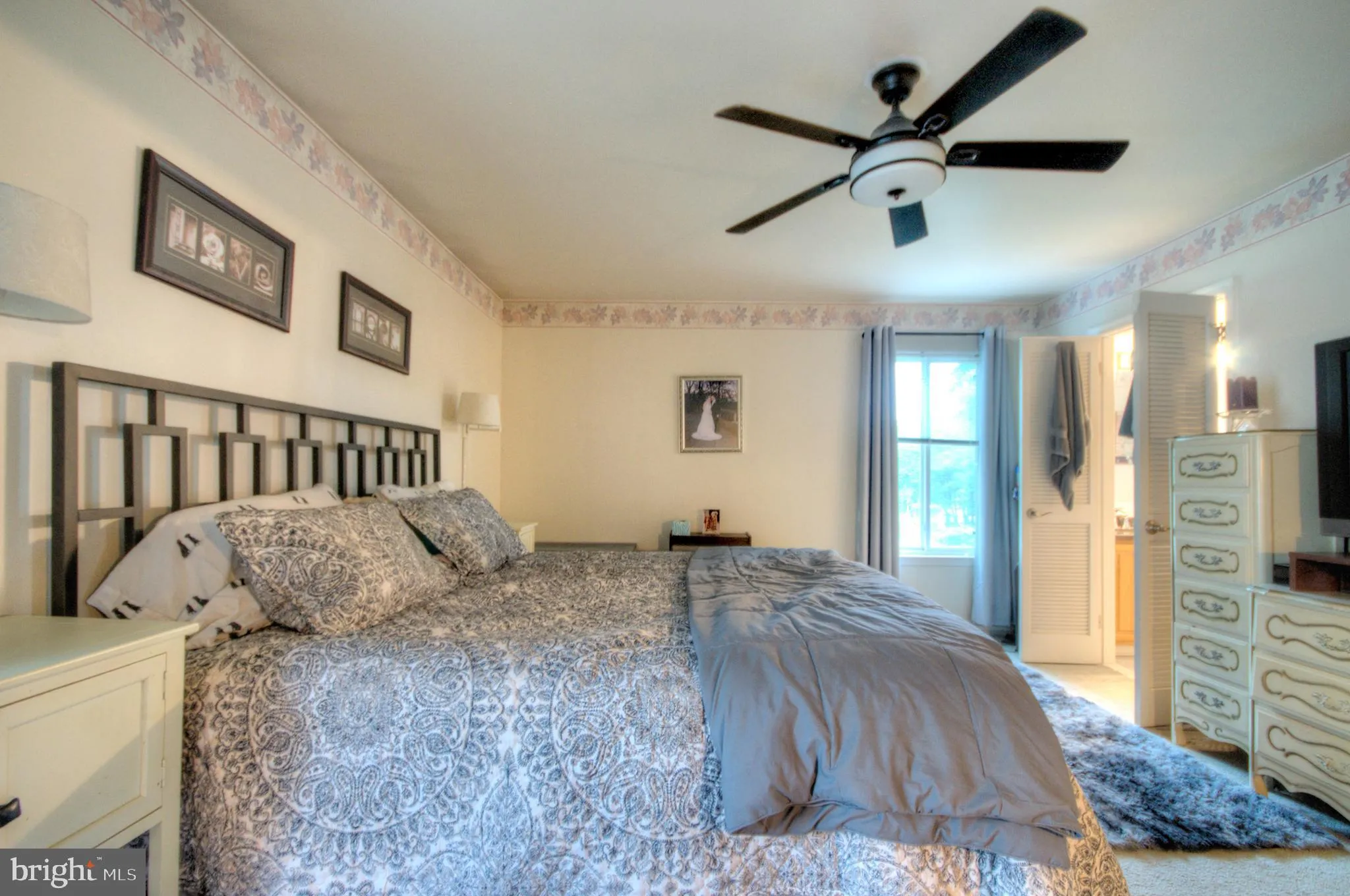 Turnersville, New Jersey 08012, United States, 3 Bedrooms Bedrooms, ,3 BathroomsBathrooms,Residential,Pending,141563