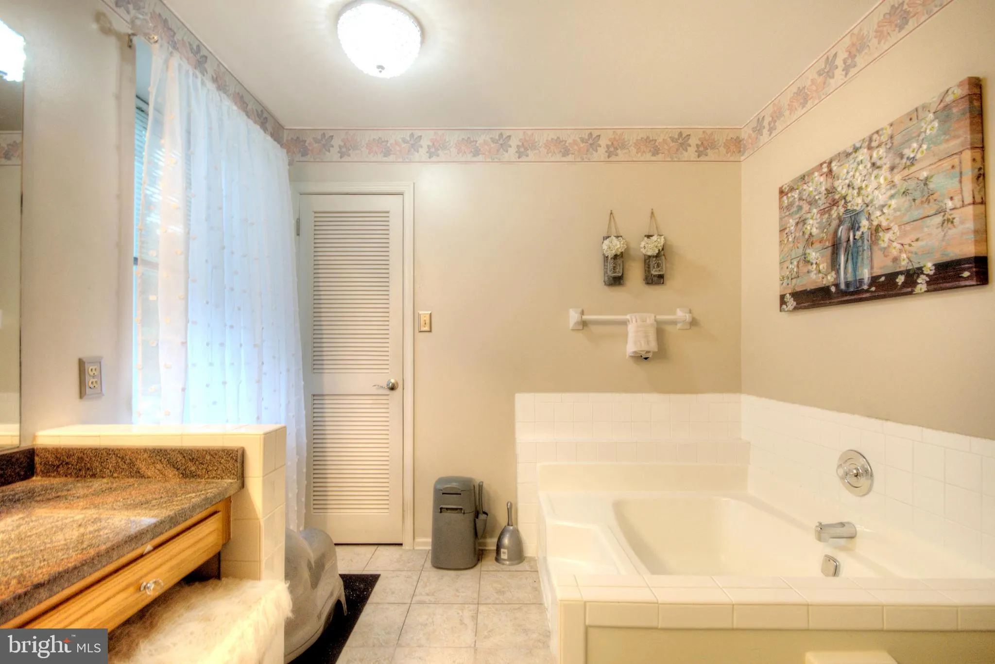 Turnersville, New Jersey 08012, United States, 3 Bedrooms Bedrooms, ,3 BathroomsBathrooms,Residential,Pending,141563