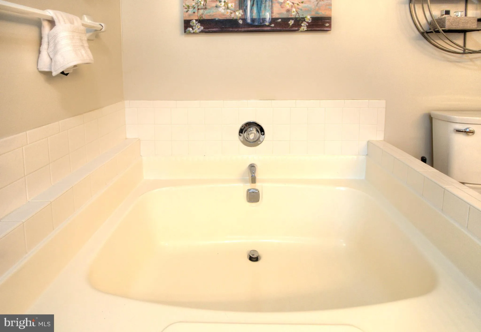 Turnersville, New Jersey 08012, United States, 3 Bedrooms Bedrooms, ,3 BathroomsBathrooms,Residential,Pending,141563