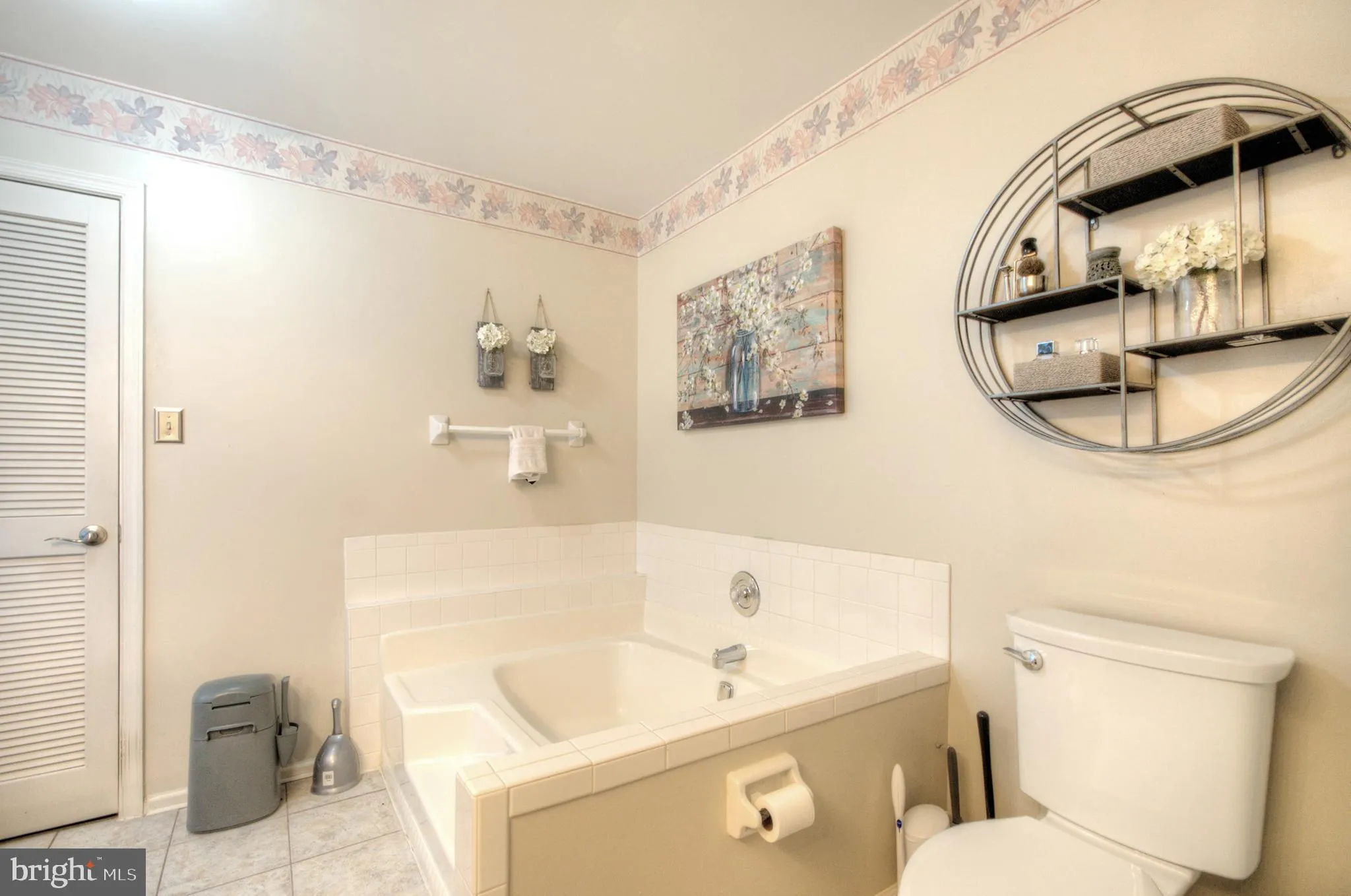 Turnersville, New Jersey 08012, United States, 3 Bedrooms Bedrooms, ,3 BathroomsBathrooms,Residential,Pending,141563