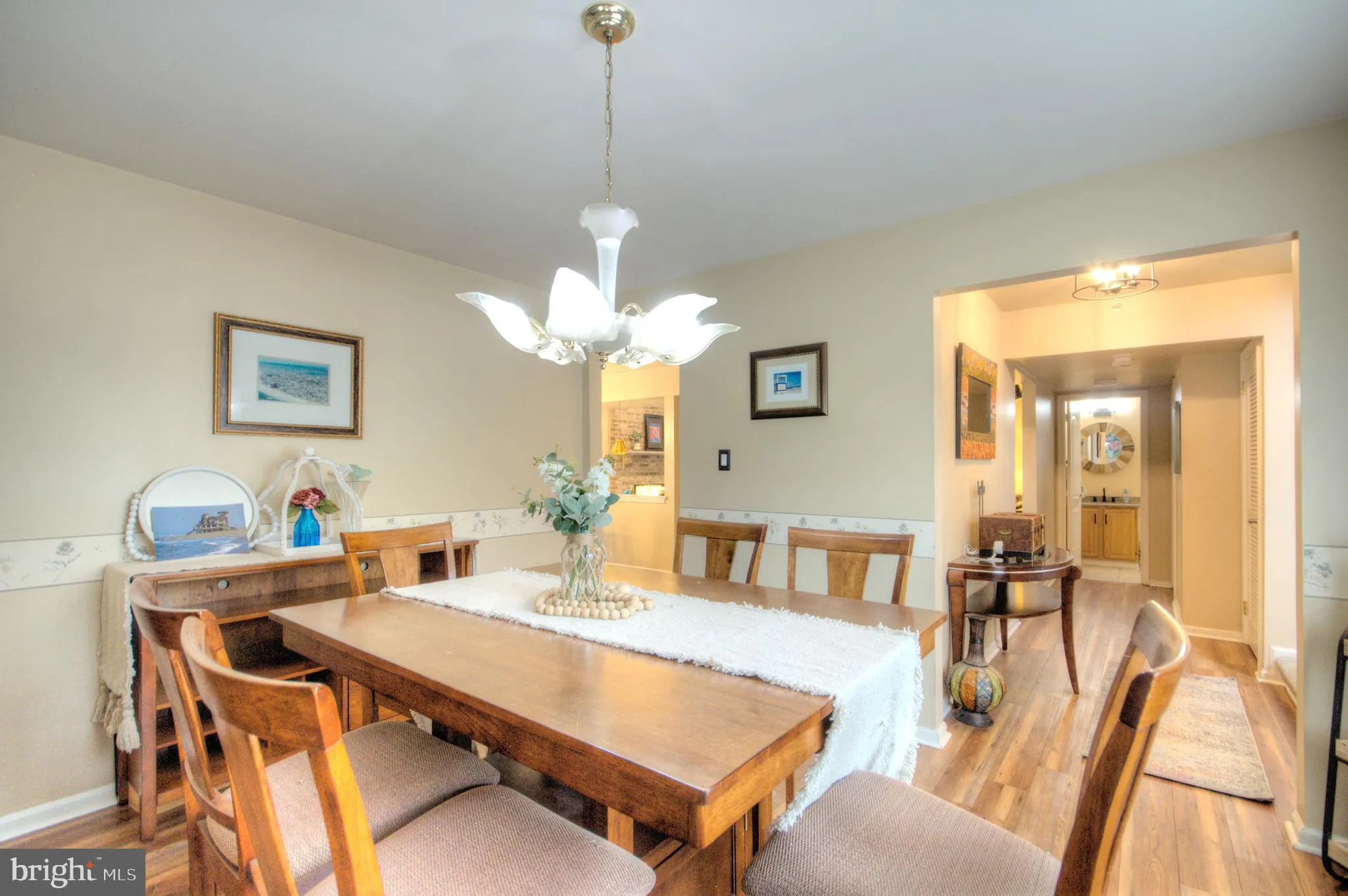 Turnersville, New Jersey 08012, United States, 3 Bedrooms Bedrooms, ,3 BathroomsBathrooms,Residential,Pending,141563