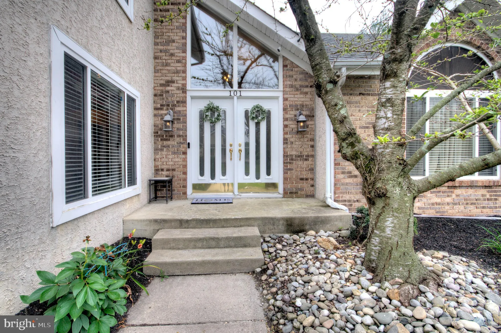 Turnersville, New Jersey 08012, United States, 3 Bedrooms Bedrooms, ,3 BathroomsBathrooms,Residential,Pending,141563