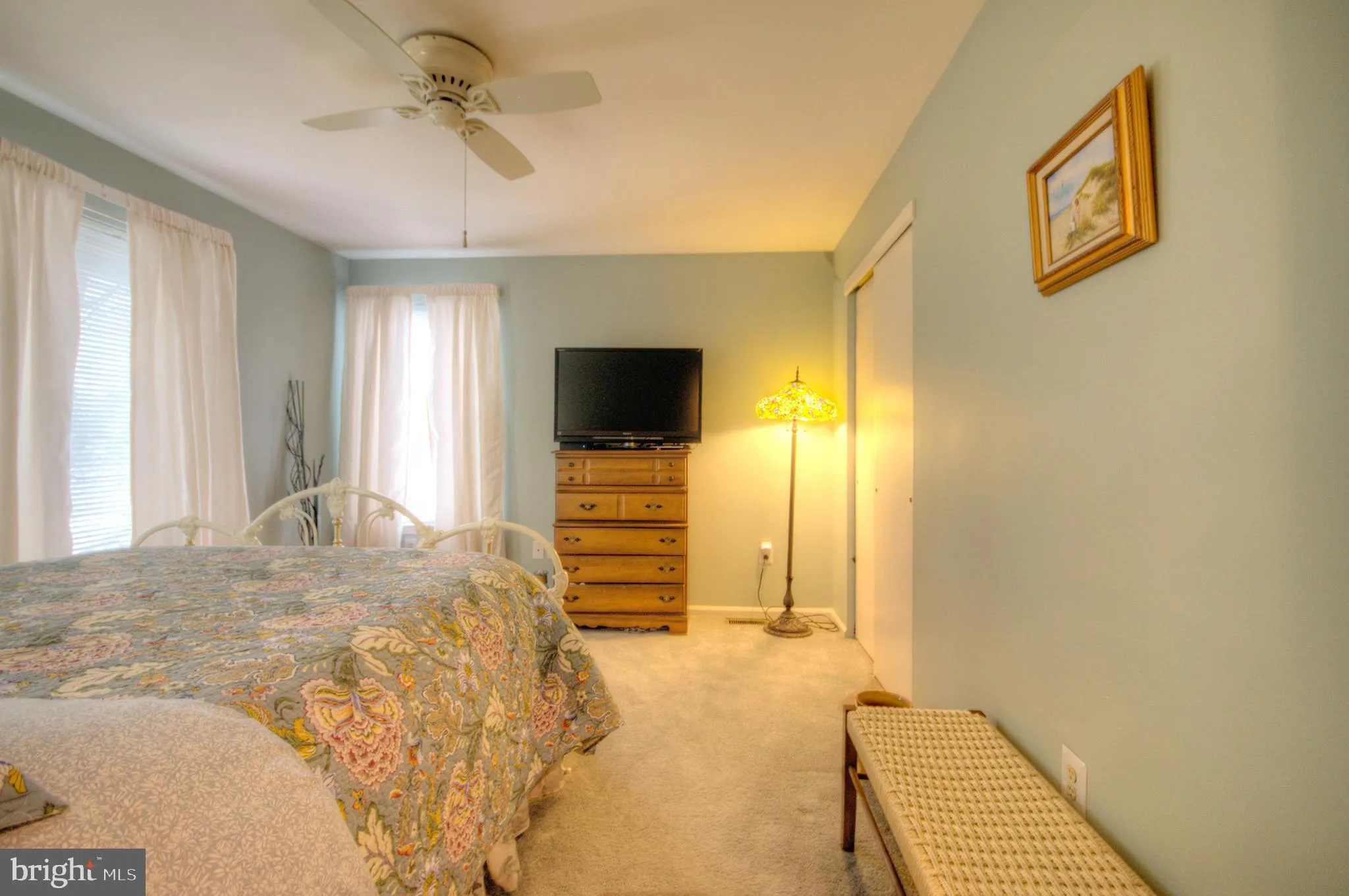 Turnersville, New Jersey 08012, United States, 3 Bedrooms Bedrooms, ,3 BathroomsBathrooms,Residential,Pending,141563