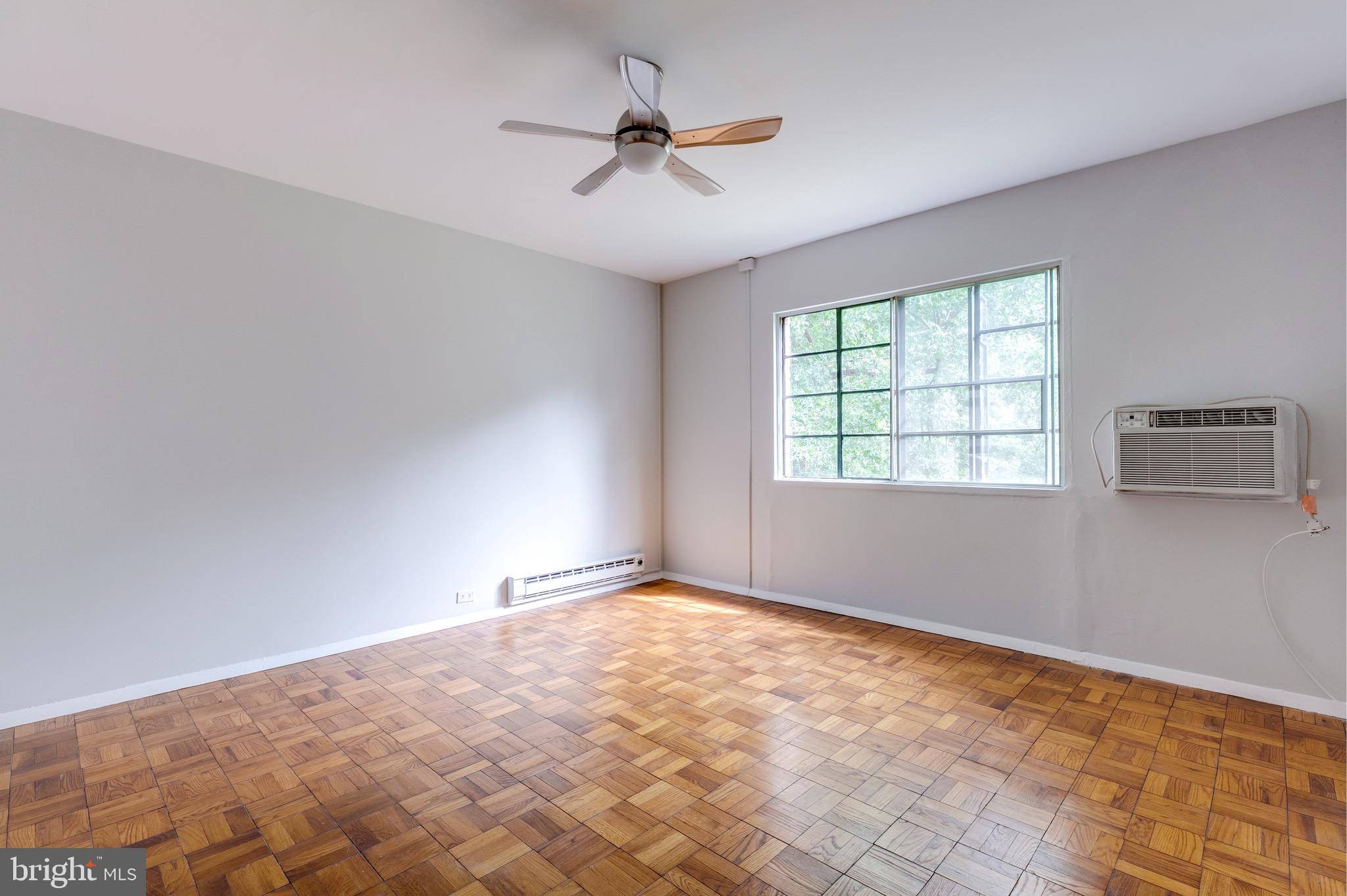 PARK  FAIRFAX - Residential Lease