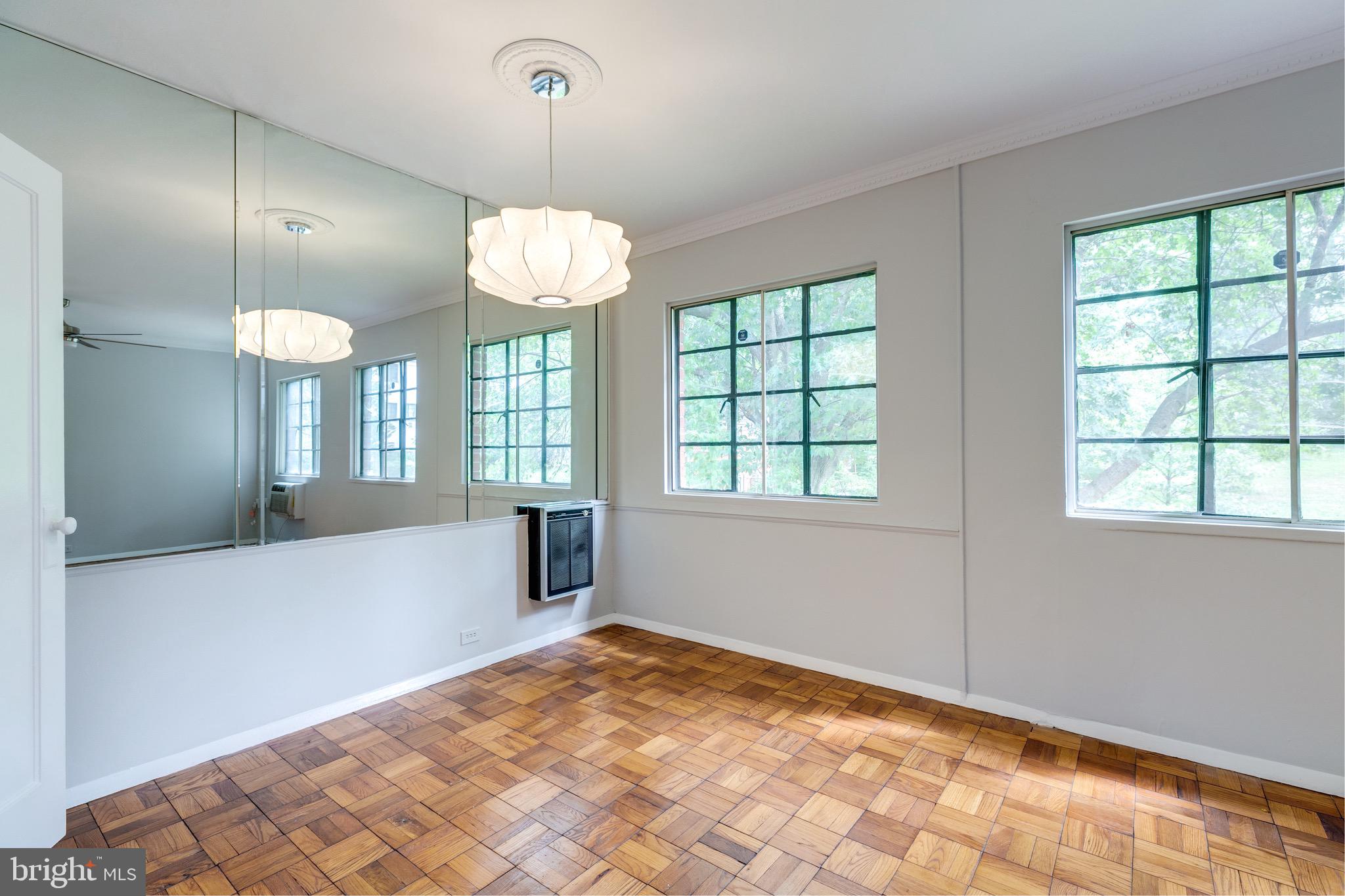 PARK  FAIRFAX - Residential Lease