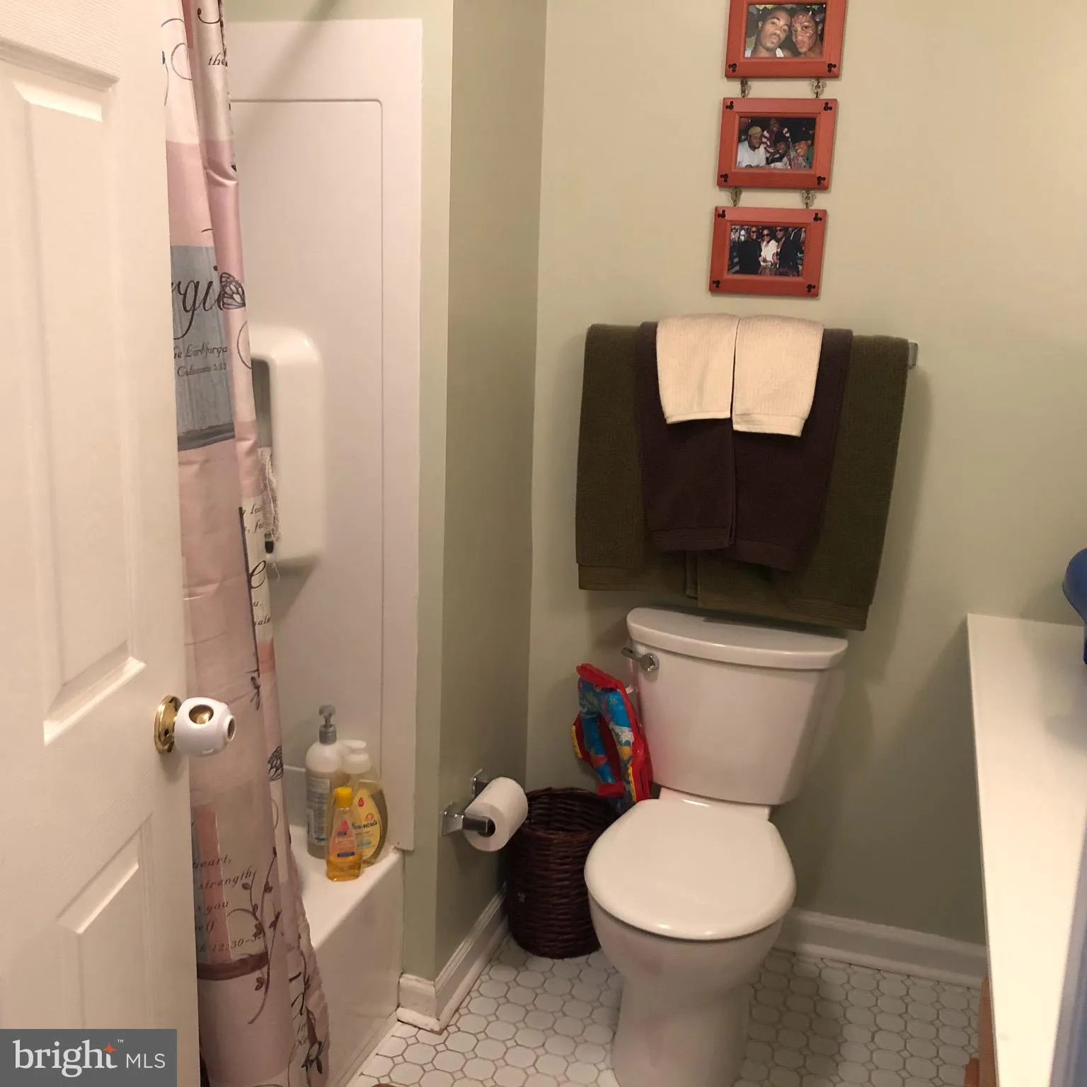 Philadelphia, Pennsylvania 19121, United States, 4 Bedrooms Bedrooms, ,2 BathroomsBathrooms,Residential,Active,18187