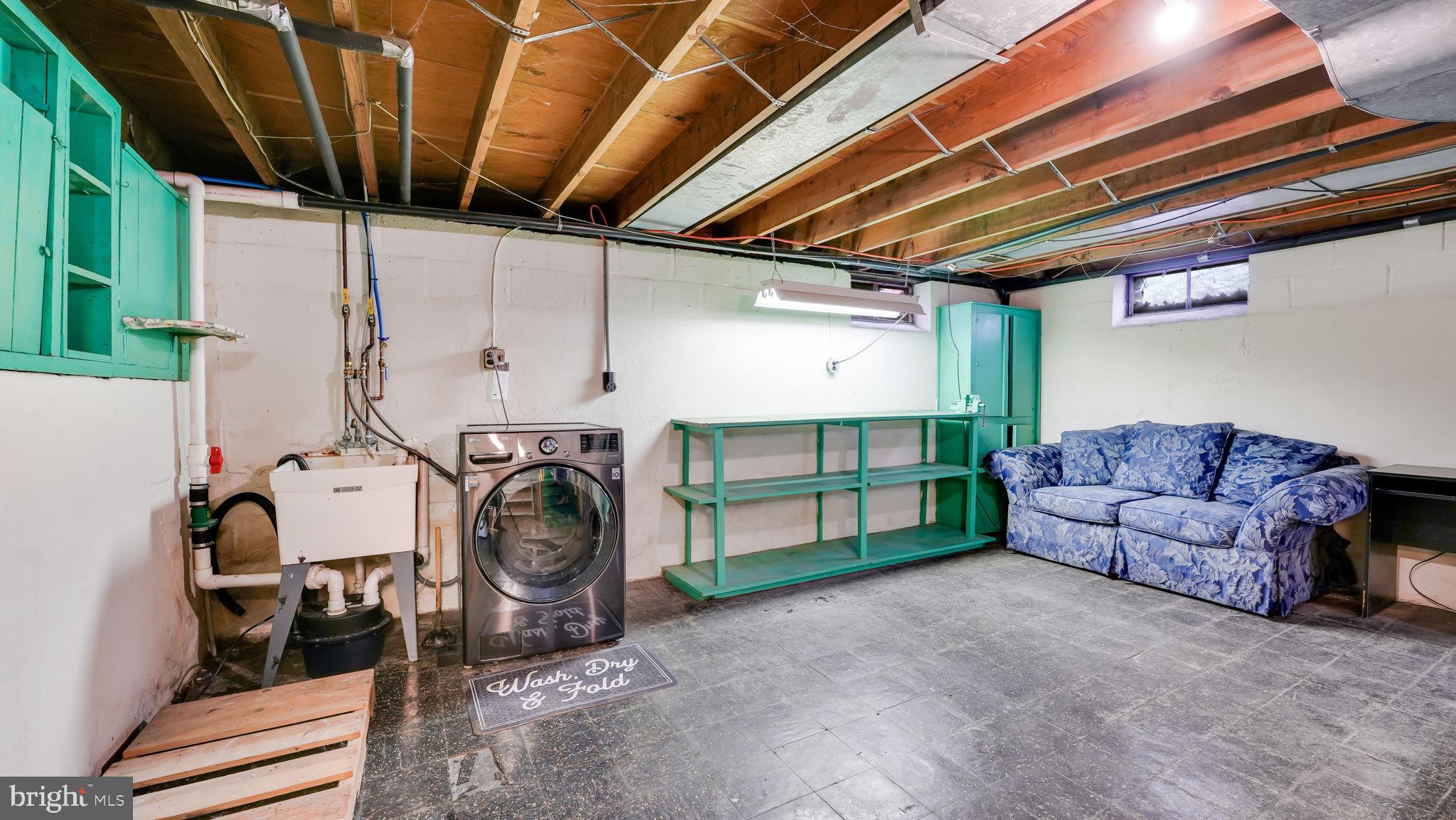 MAPLEWOOD - Residential