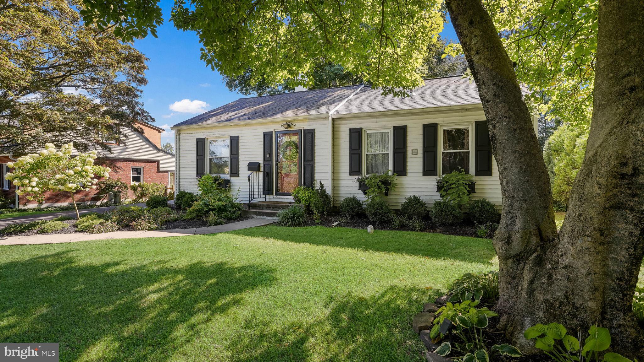 MAPLEWOOD - Residential