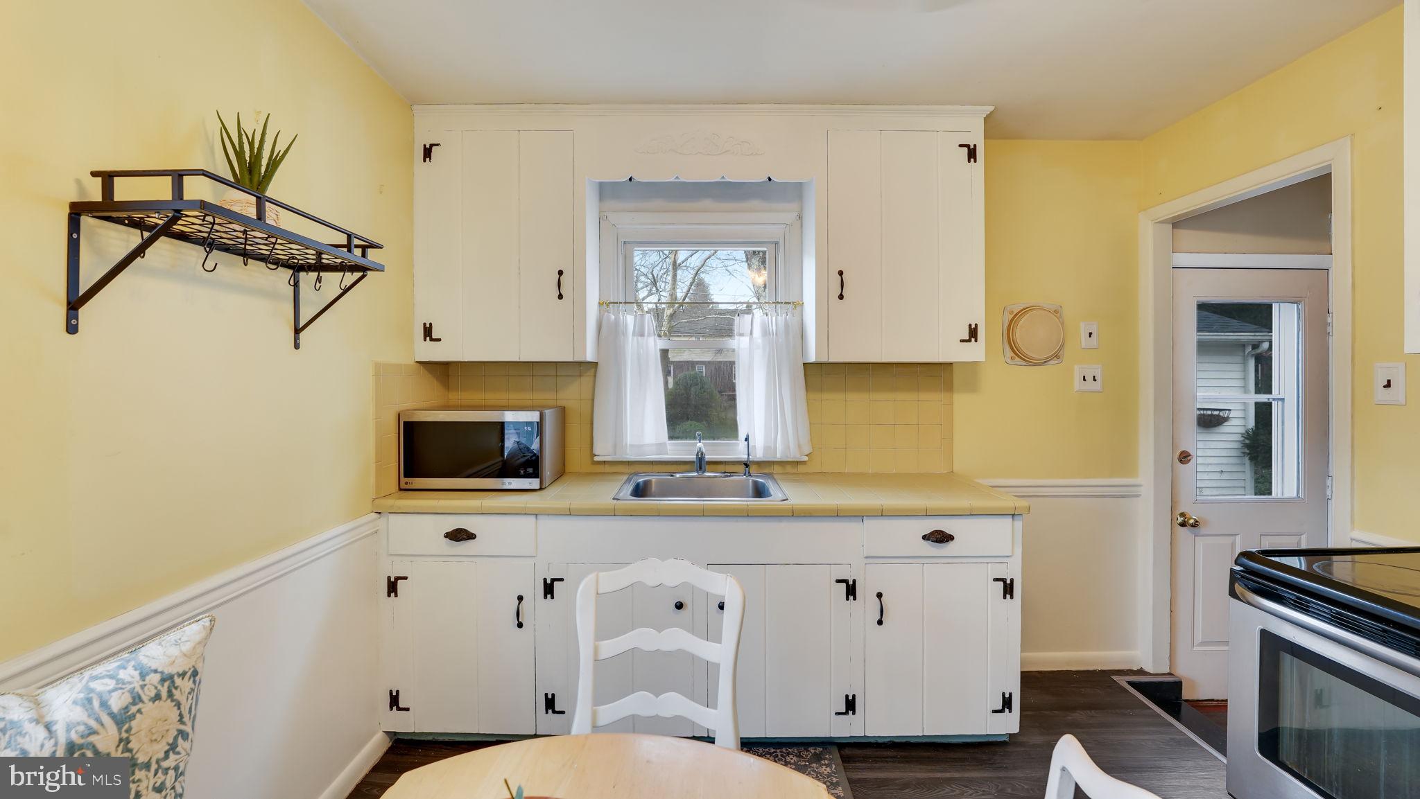 MAPLEWOOD - Residential