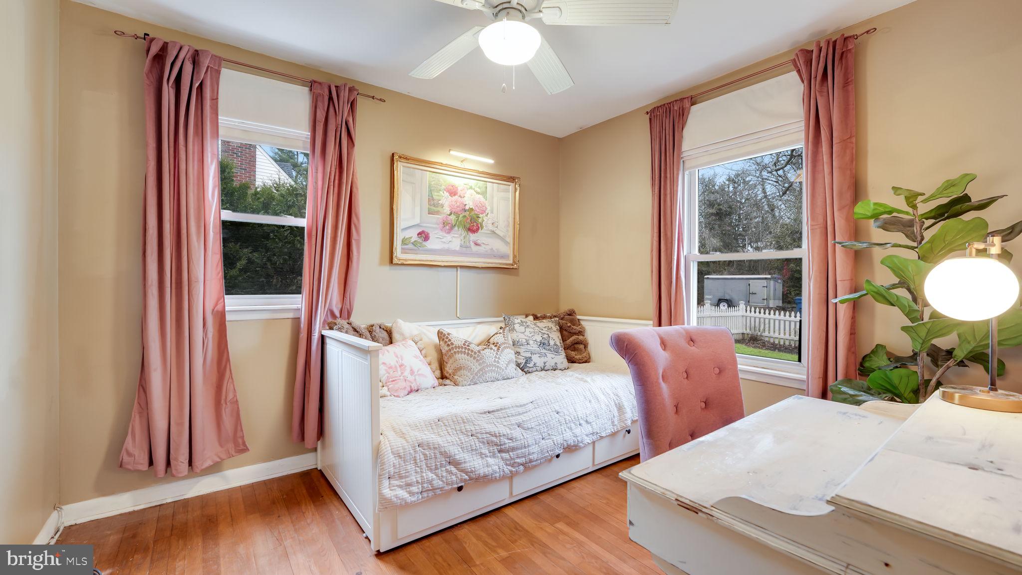 MAPLEWOOD - Residential