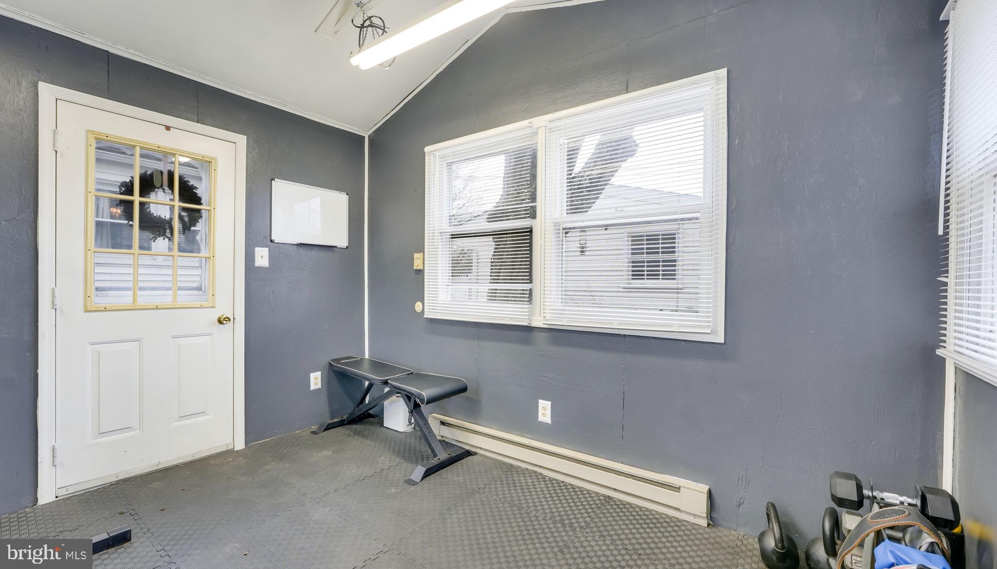 MAPLEWOOD - Residential