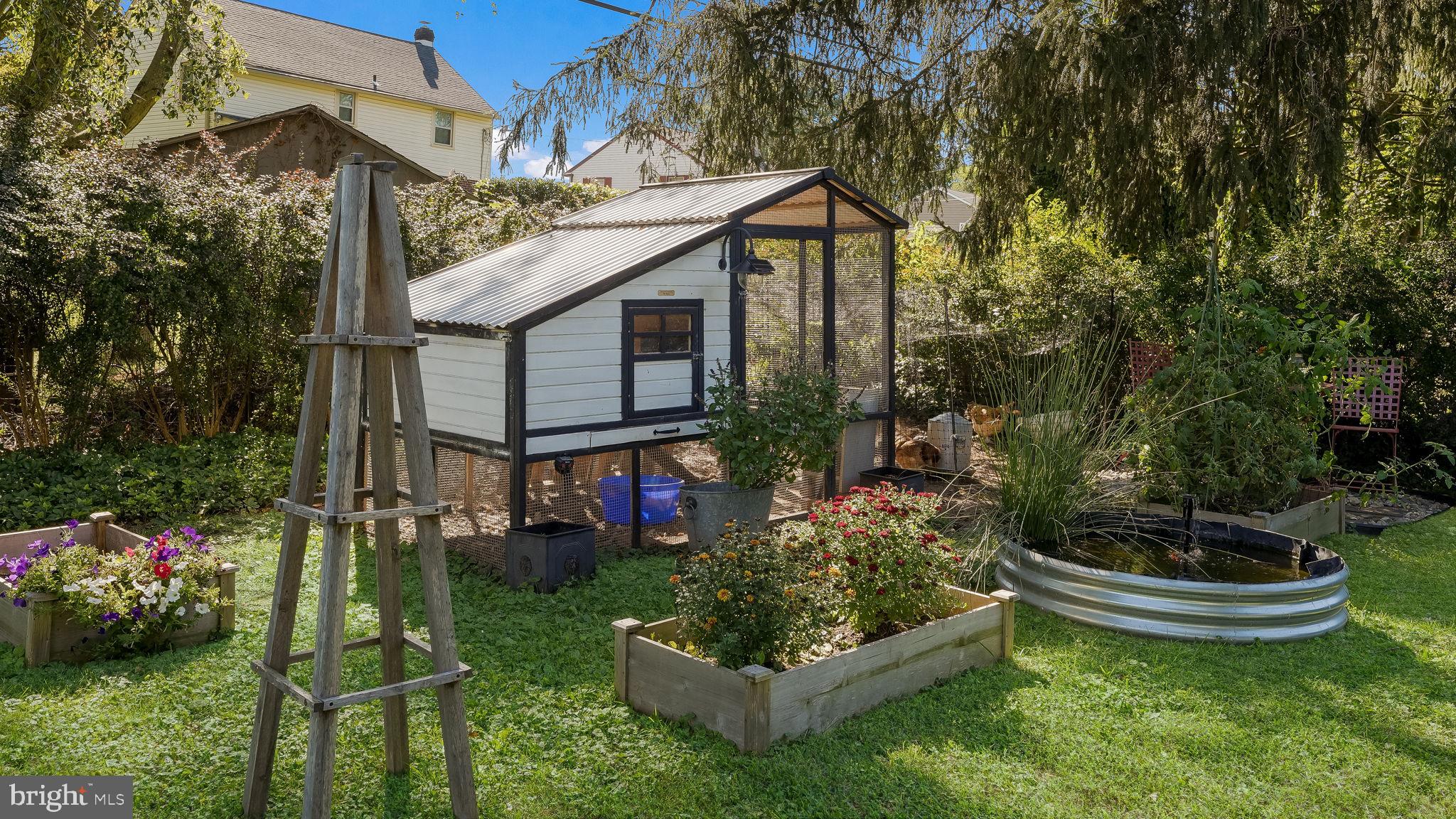 MAPLEWOOD - Residential