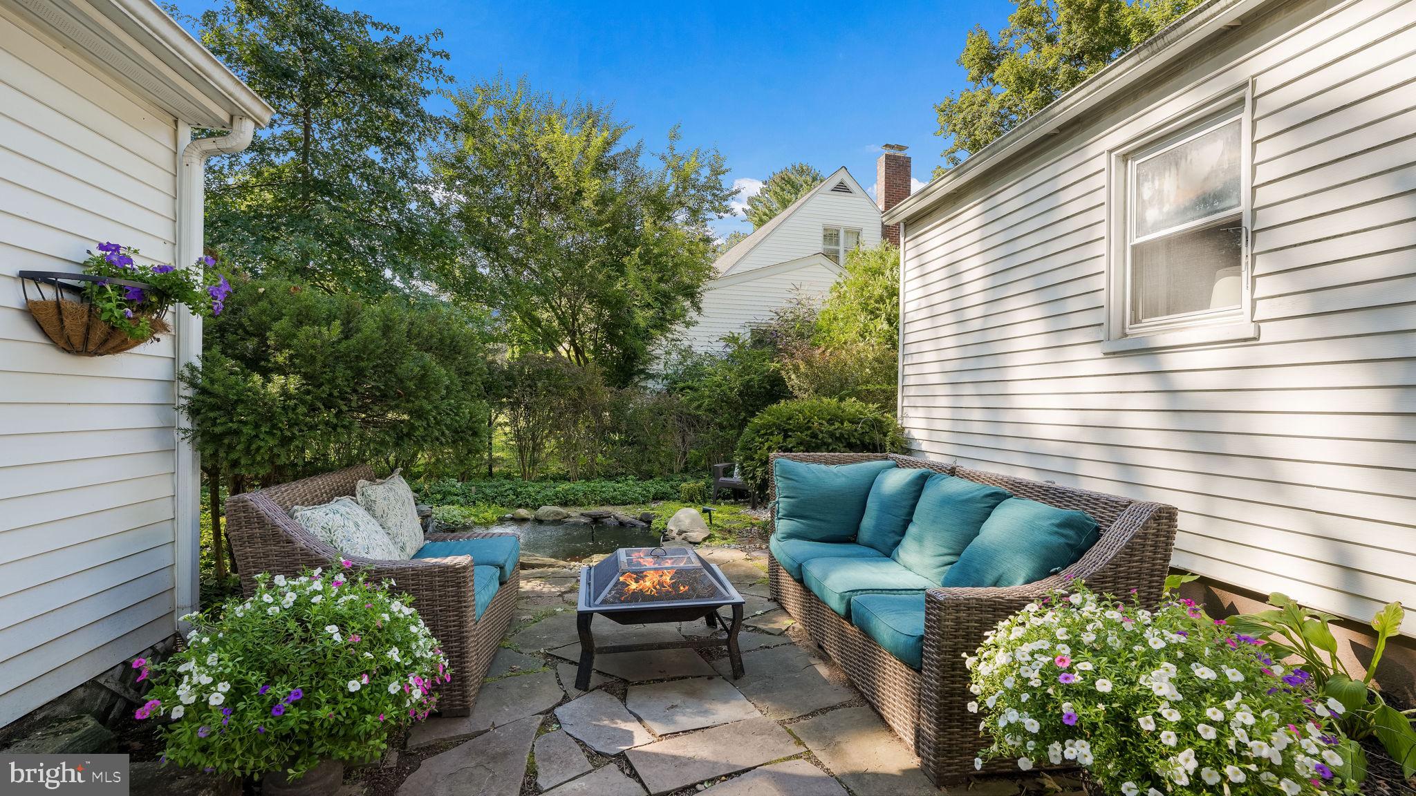 MAPLEWOOD - Residential