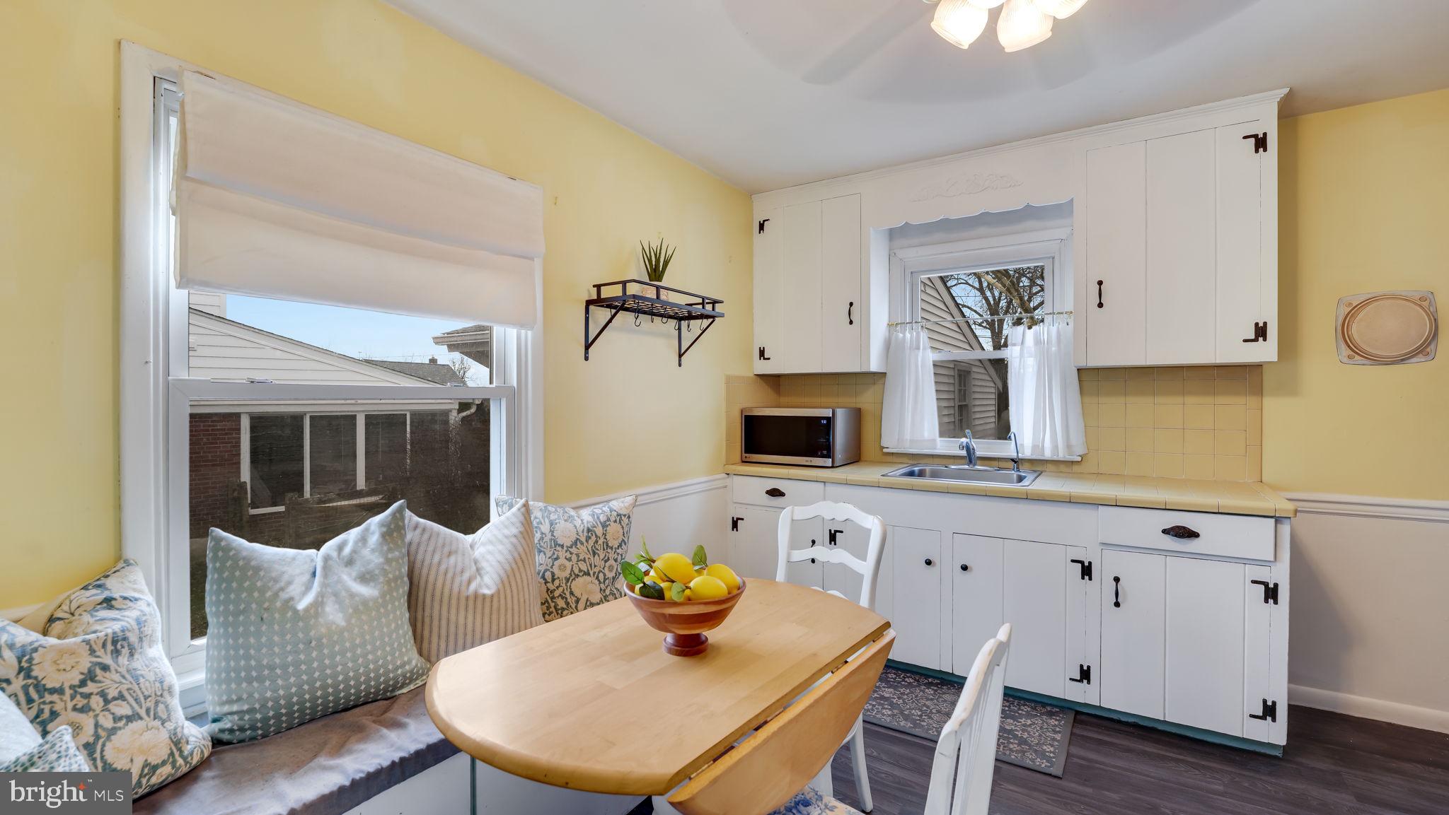 MAPLEWOOD - Residential