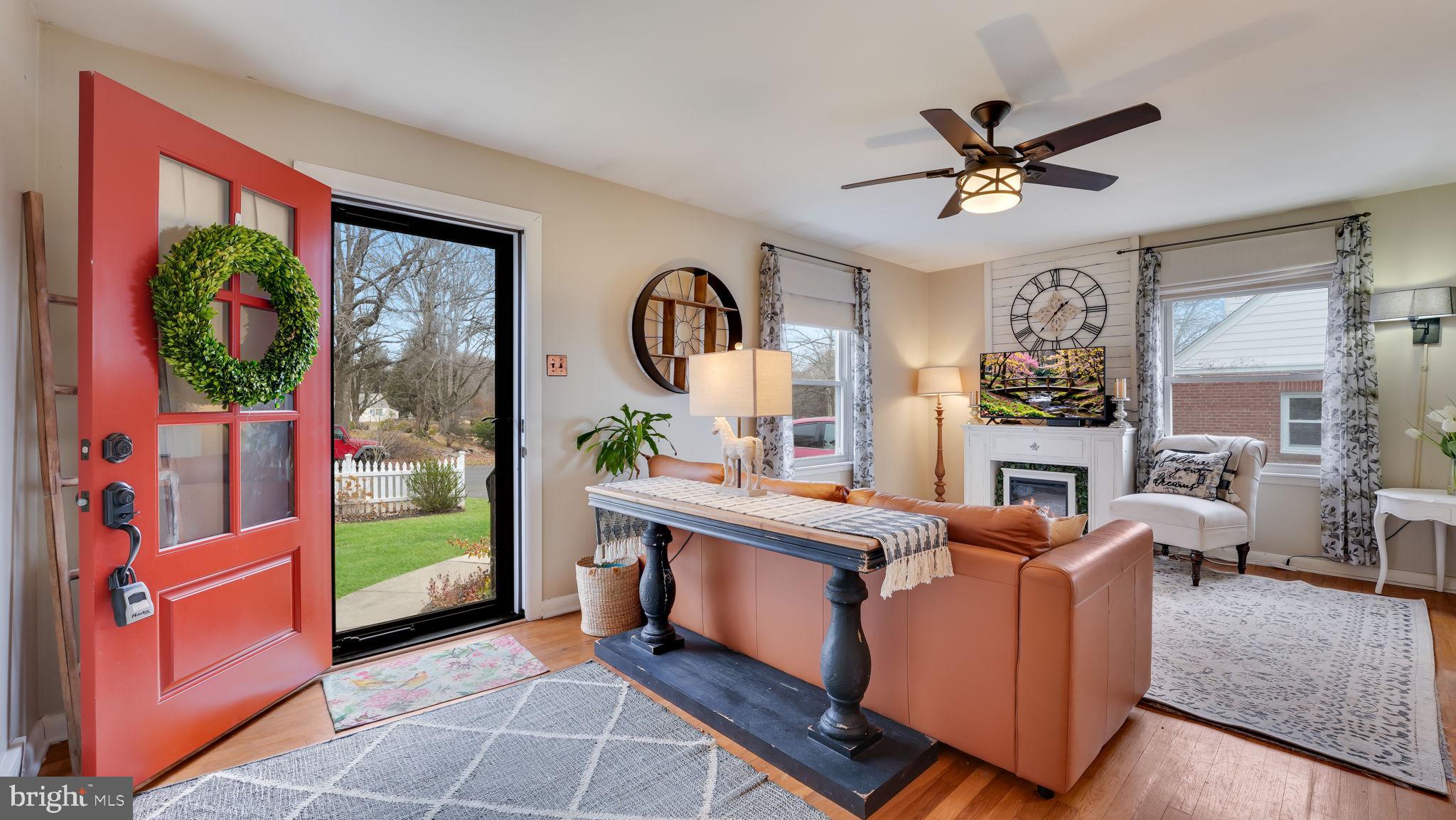 MAPLEWOOD - Residential