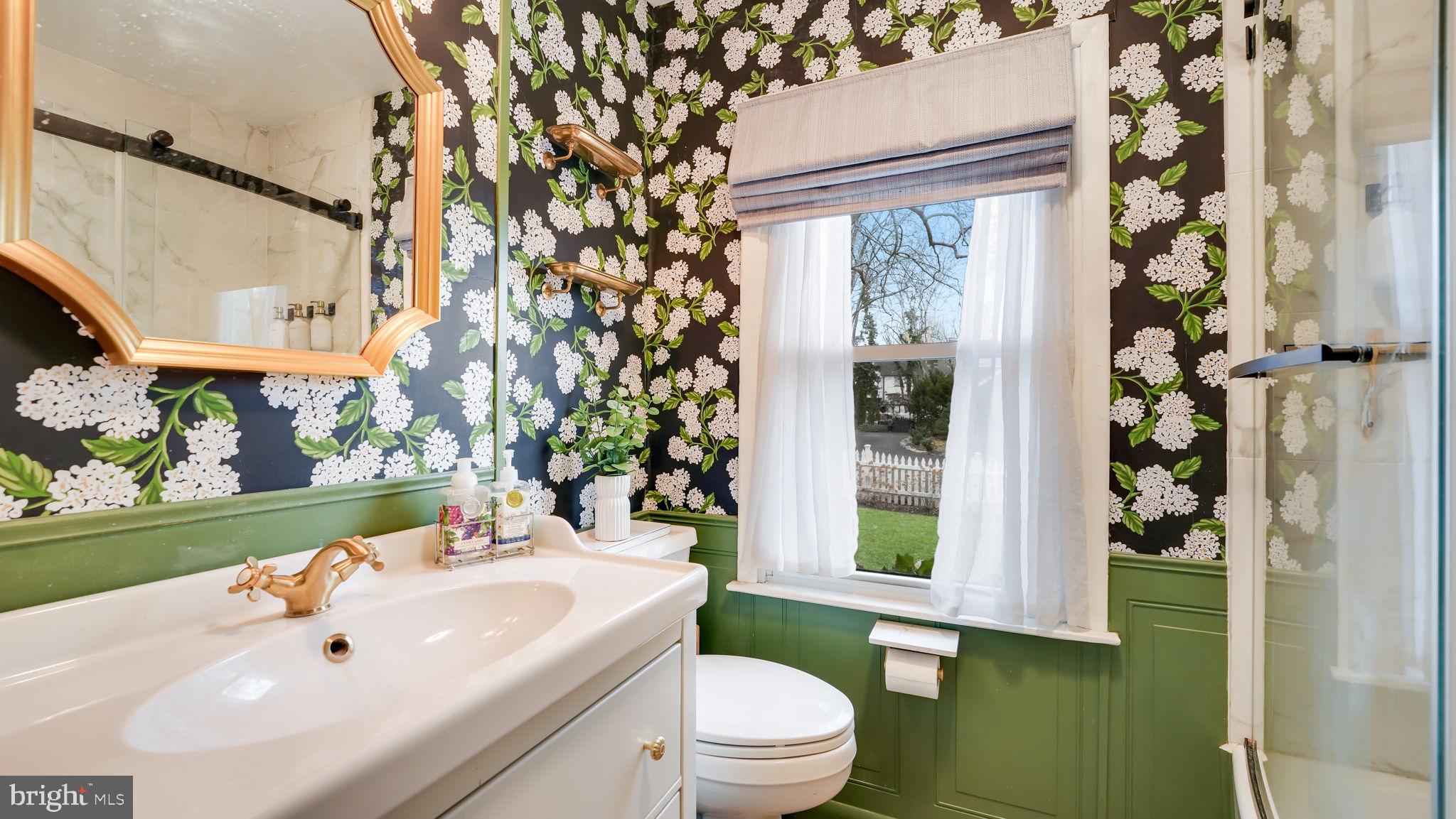 MAPLEWOOD - Residential