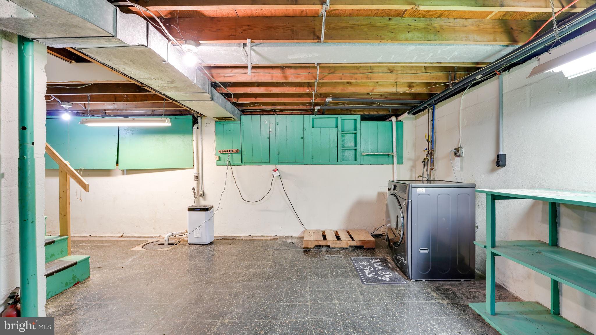 MAPLEWOOD - Residential