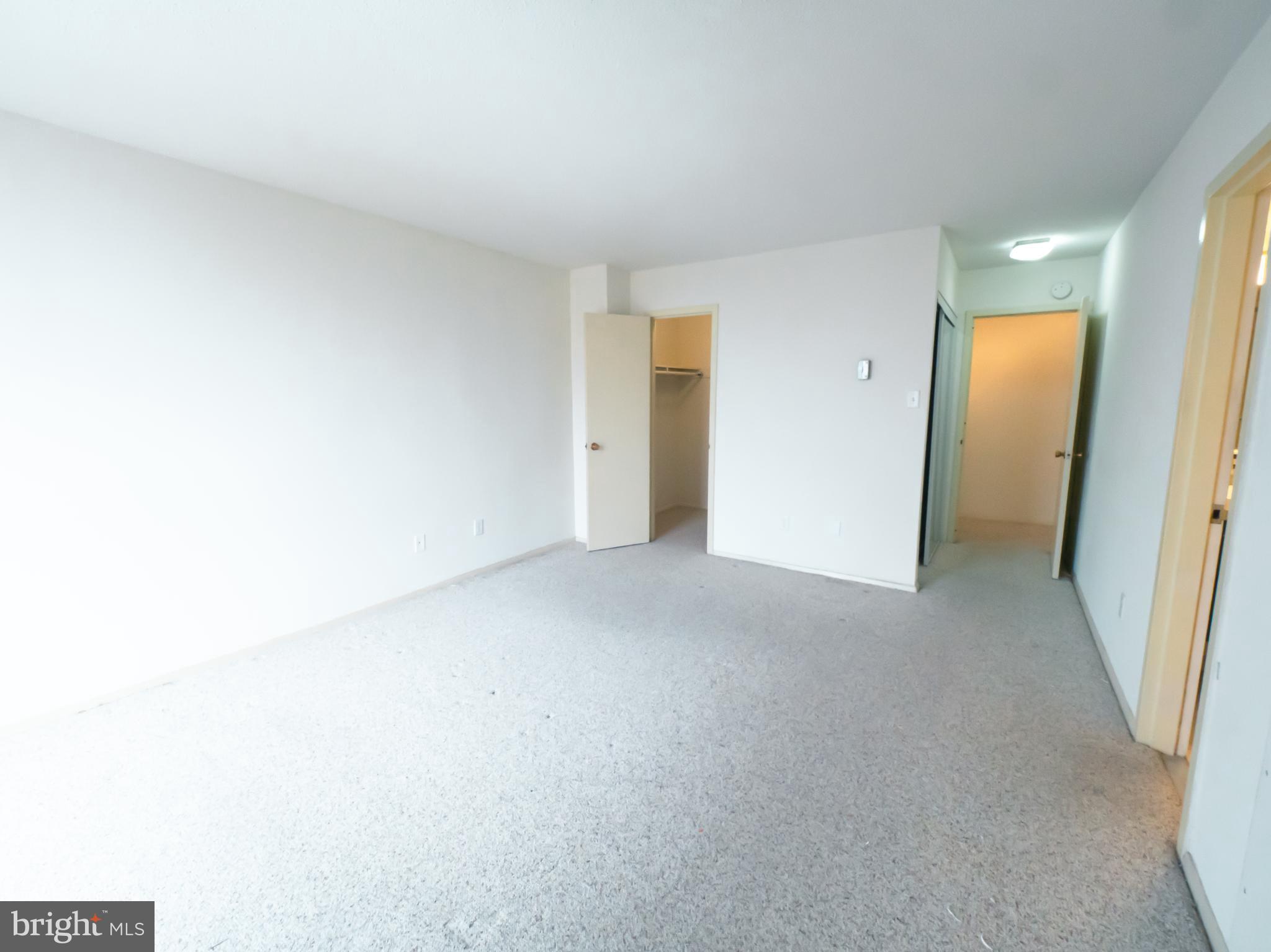 TOWERS IN WESTCHESTER PARK - Residential