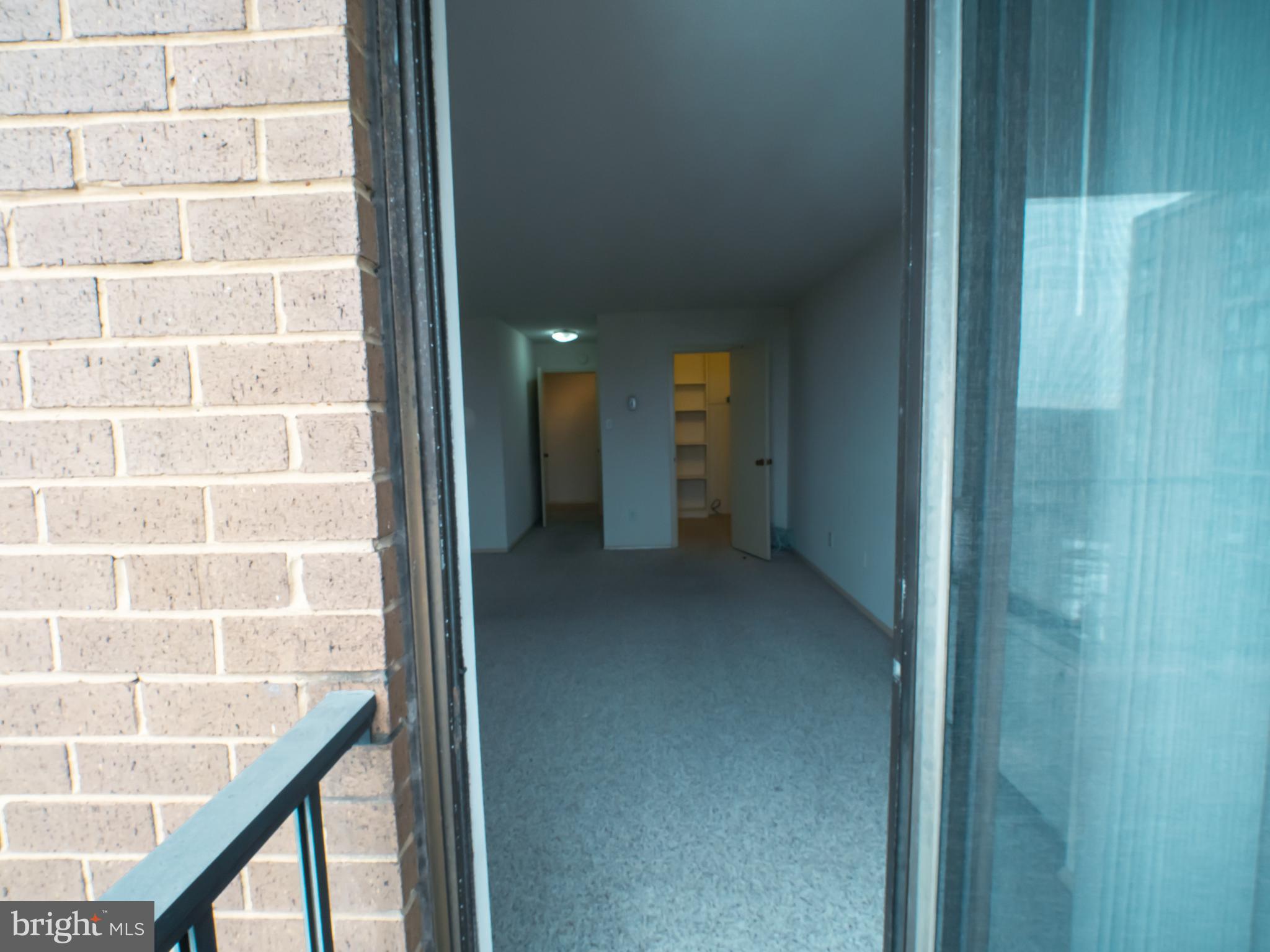 TOWERS IN WESTCHESTER PARK - Residential