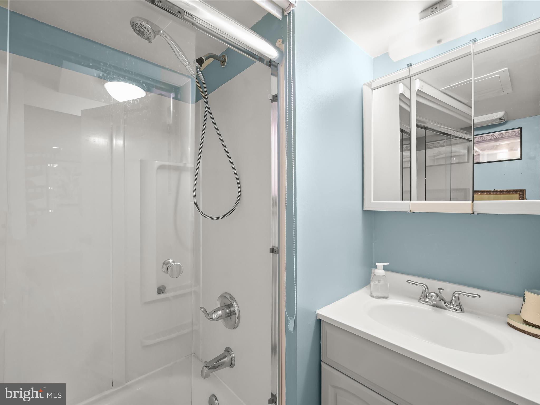 FOREST GLEN - Residential