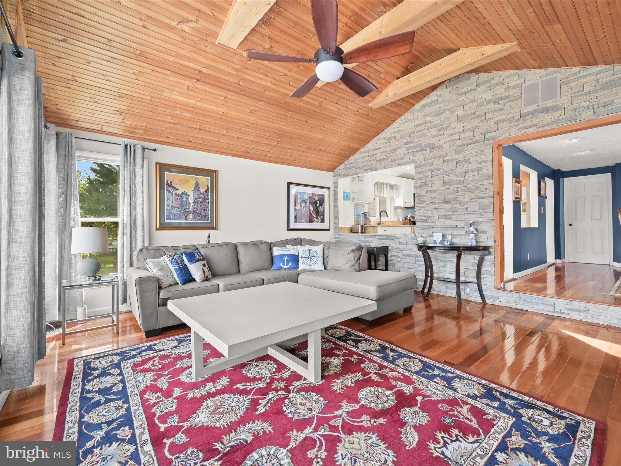 8138 FOREST GLEN DRIVE