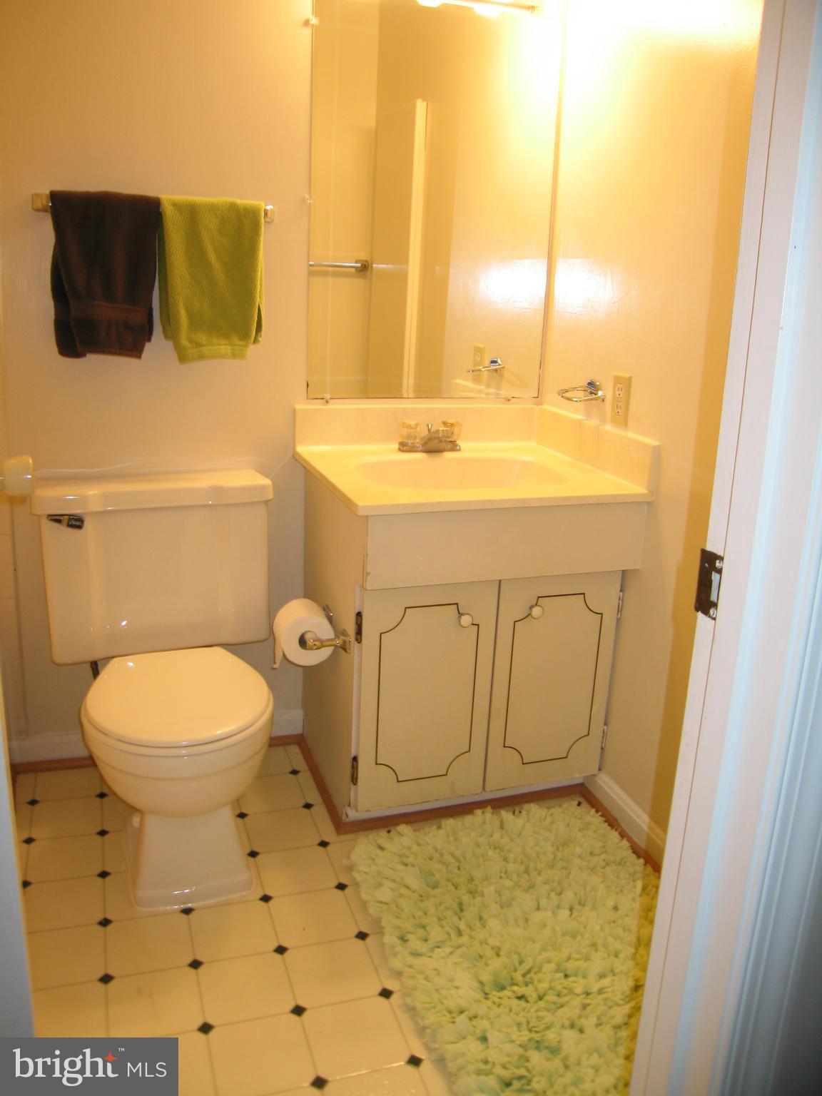 PINEWOOD GREENS - Residential Lease