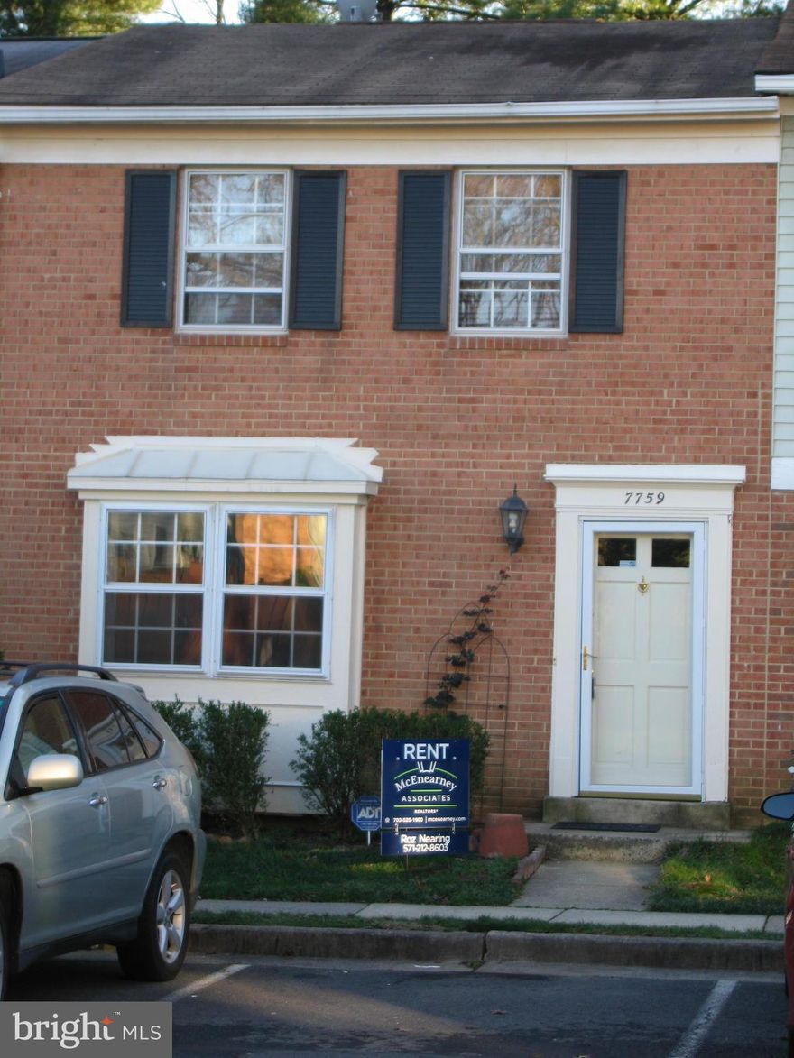Spacious 3-level townhouse boasts: renovated kitchen w/SS appliances, tile back splash & sep dining areas. Fab location. About 1 mile to Mosaic District & 1.5 miles to Dunn Loring Metro. Routes 495 & 66 nearby. TH freshly painted. L L with patio & fenced rear yard. FFX County's Jefferson District Park/Golf Course @ corner of Lee Hwy/Hyson Ln offers golf, mini golf, tennis & basketball courts etc.