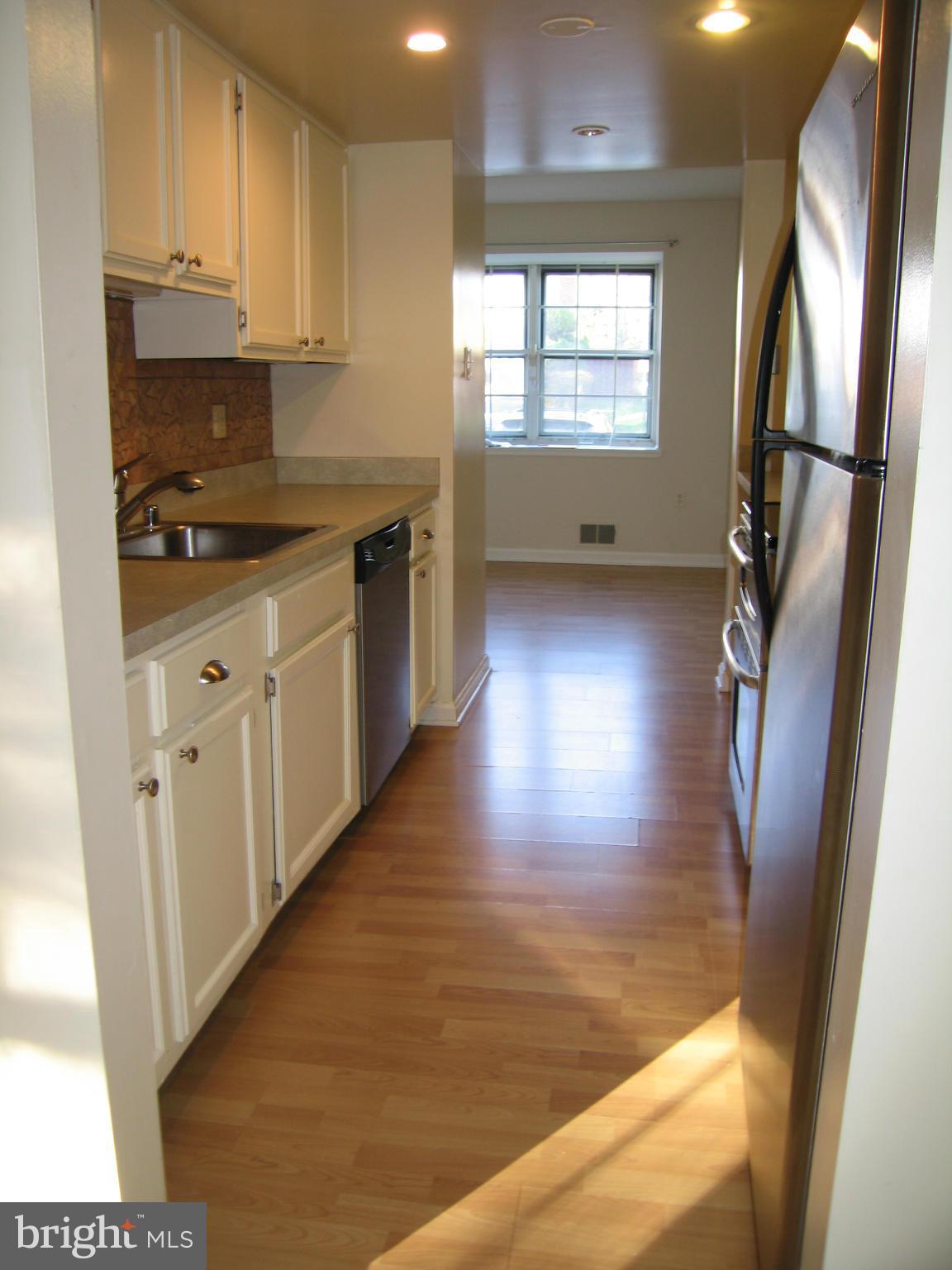 PINEWOOD GREENS - Residential Lease