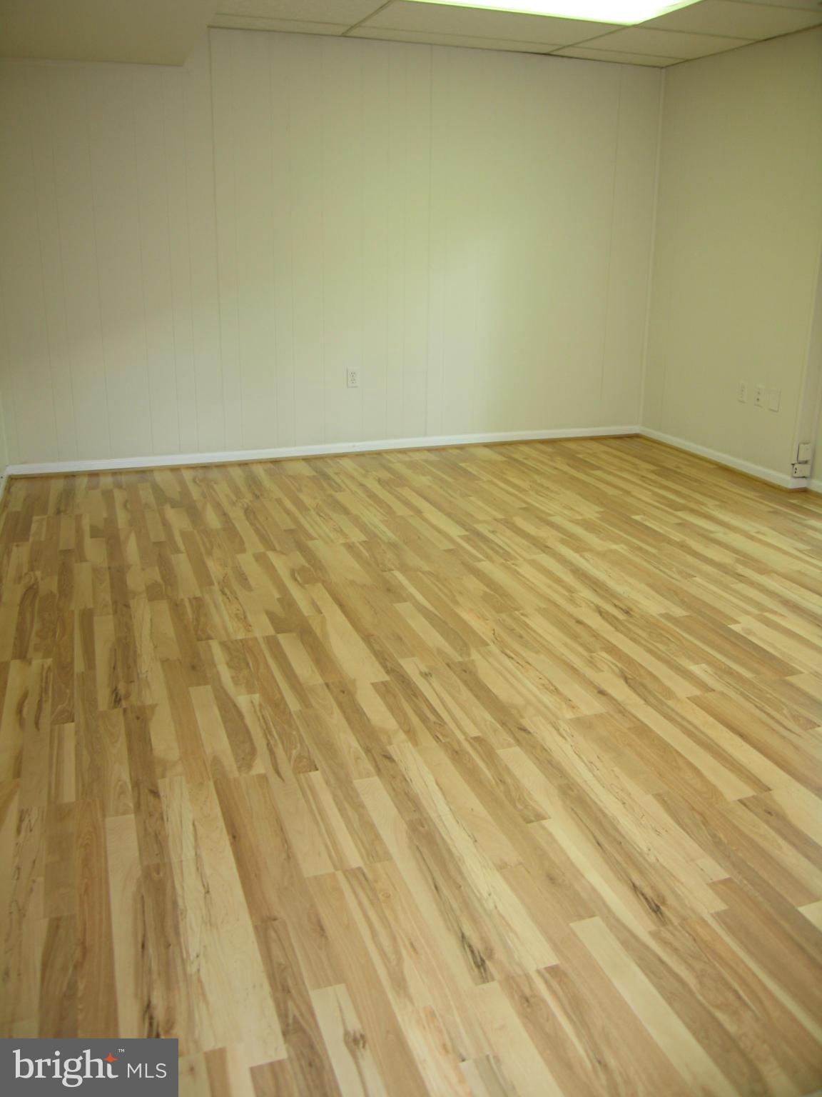 PINEWOOD GREENS - Residential Lease