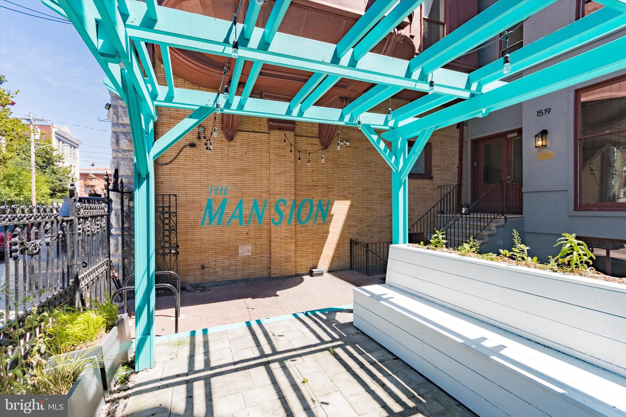 TEMPLE UNIVERSITY - Residential Lease