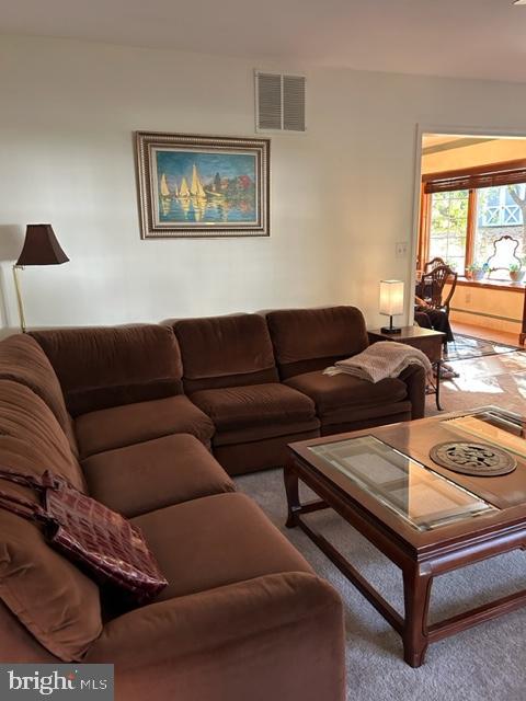 VILLA BELLA - Residential Lease