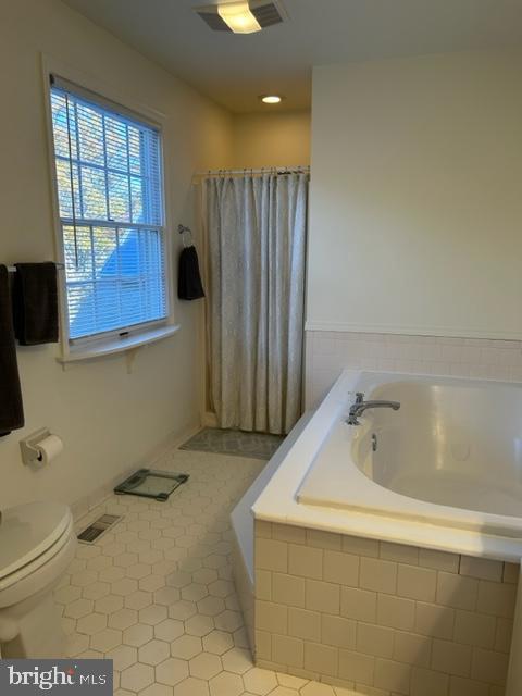 VILLA BELLA - Residential Lease