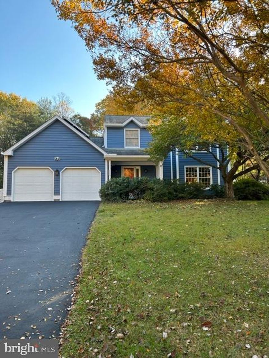 Furnished rental on beautiful wooded lot in Villa Bella. This traditional home features 3 bedrooms, 2.5 baths, kitchen, family room, dining room, single car garage, rear deck and large back yard.  Location is Key and this is it! Easy access to all major commuter routes yet a quiet parklike setting in your own back yard.  Enjoy the bright sunlight as it filters in to your living area and outdoor deck.  Located near Burns Crossing and Rt 32.  Location w/in minutes of NSA, MARC, BWI, FT Meade, Annapolis, 30 min Balto/Columbia/DC.   This is a Short term, furnished rental.