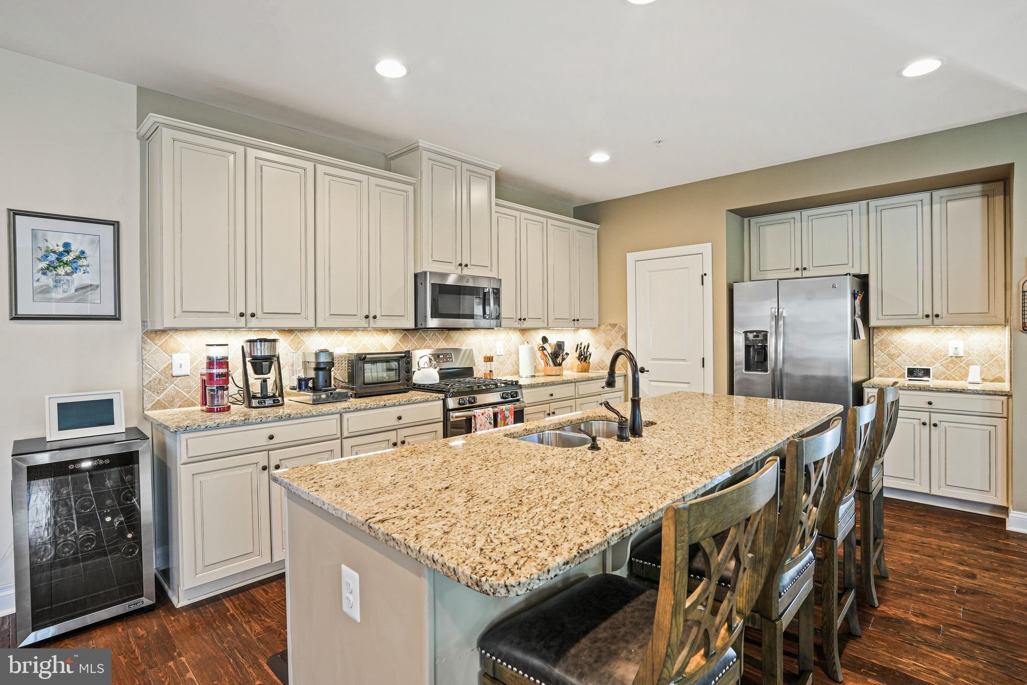 CABIN BRANCH - Residential