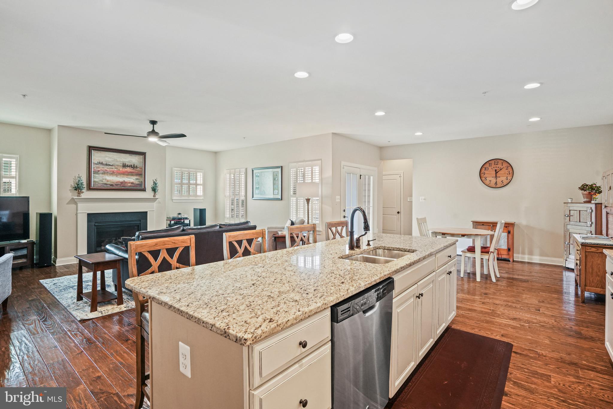 CABIN BRANCH - Residential