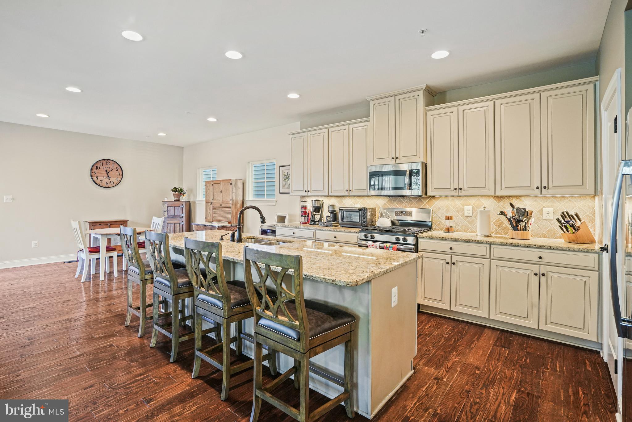 CABIN BRANCH - Residential