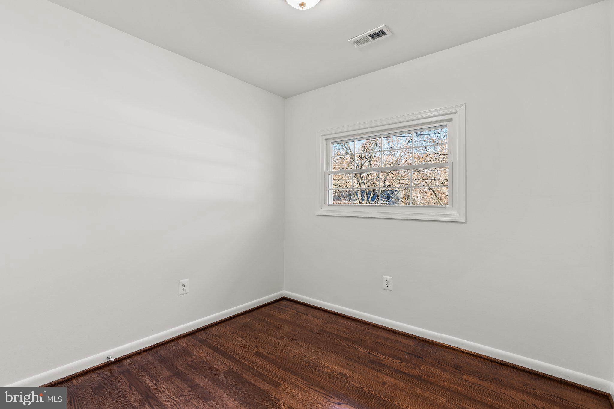 CAPE ST CLAIRE - Residential