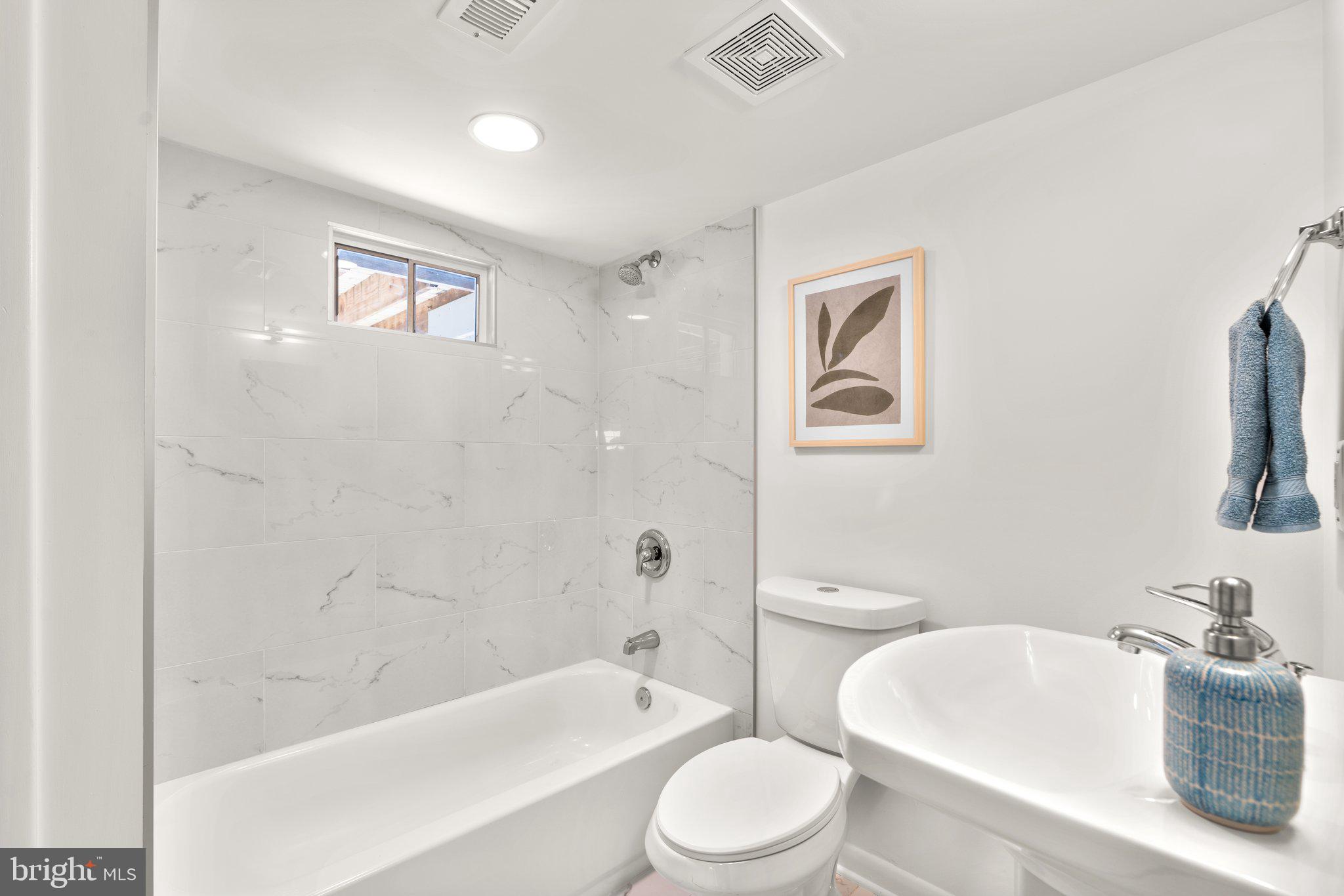 CAPE ST CLAIRE - Residential