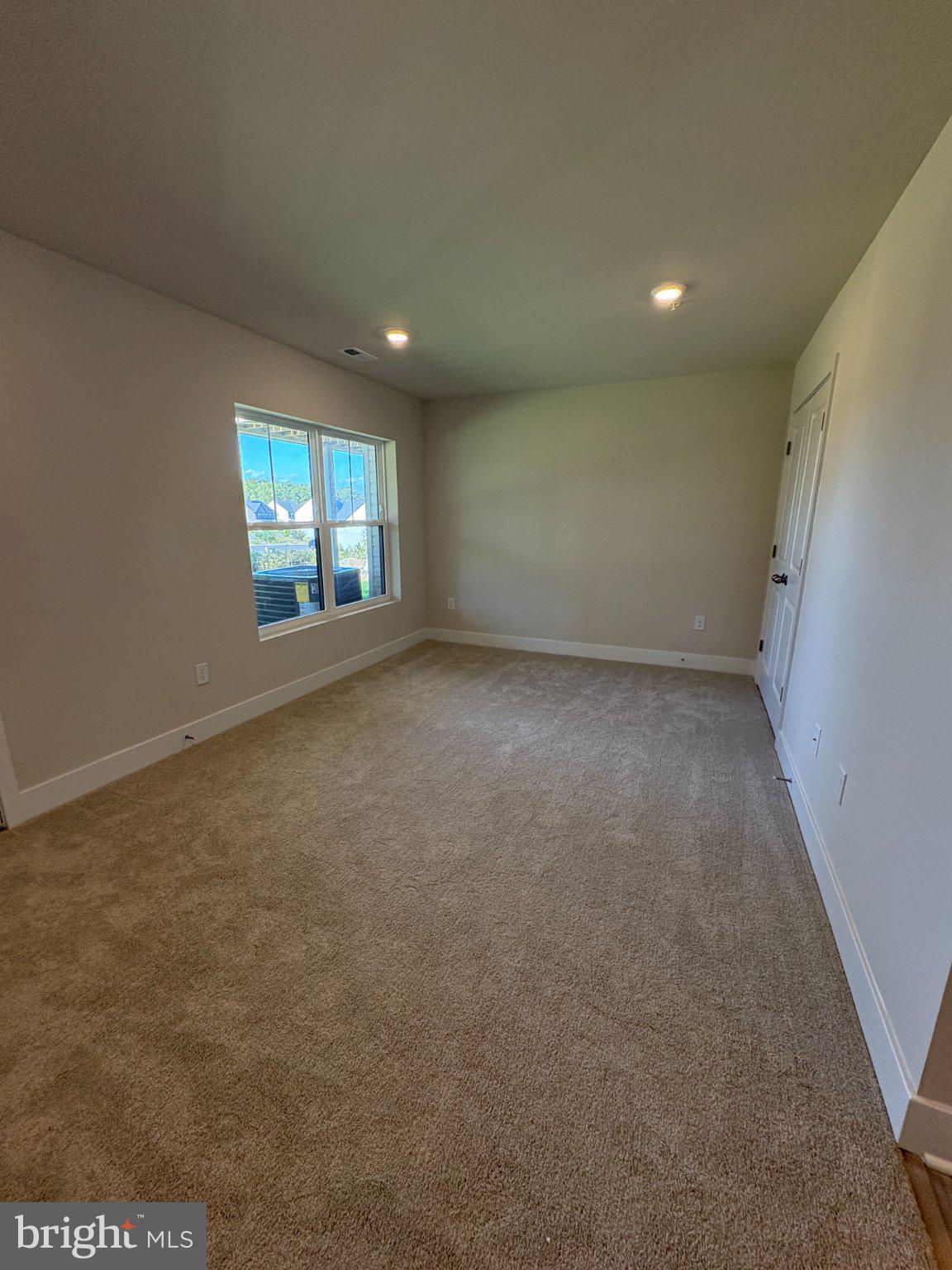 7728 RED MOON WAY
